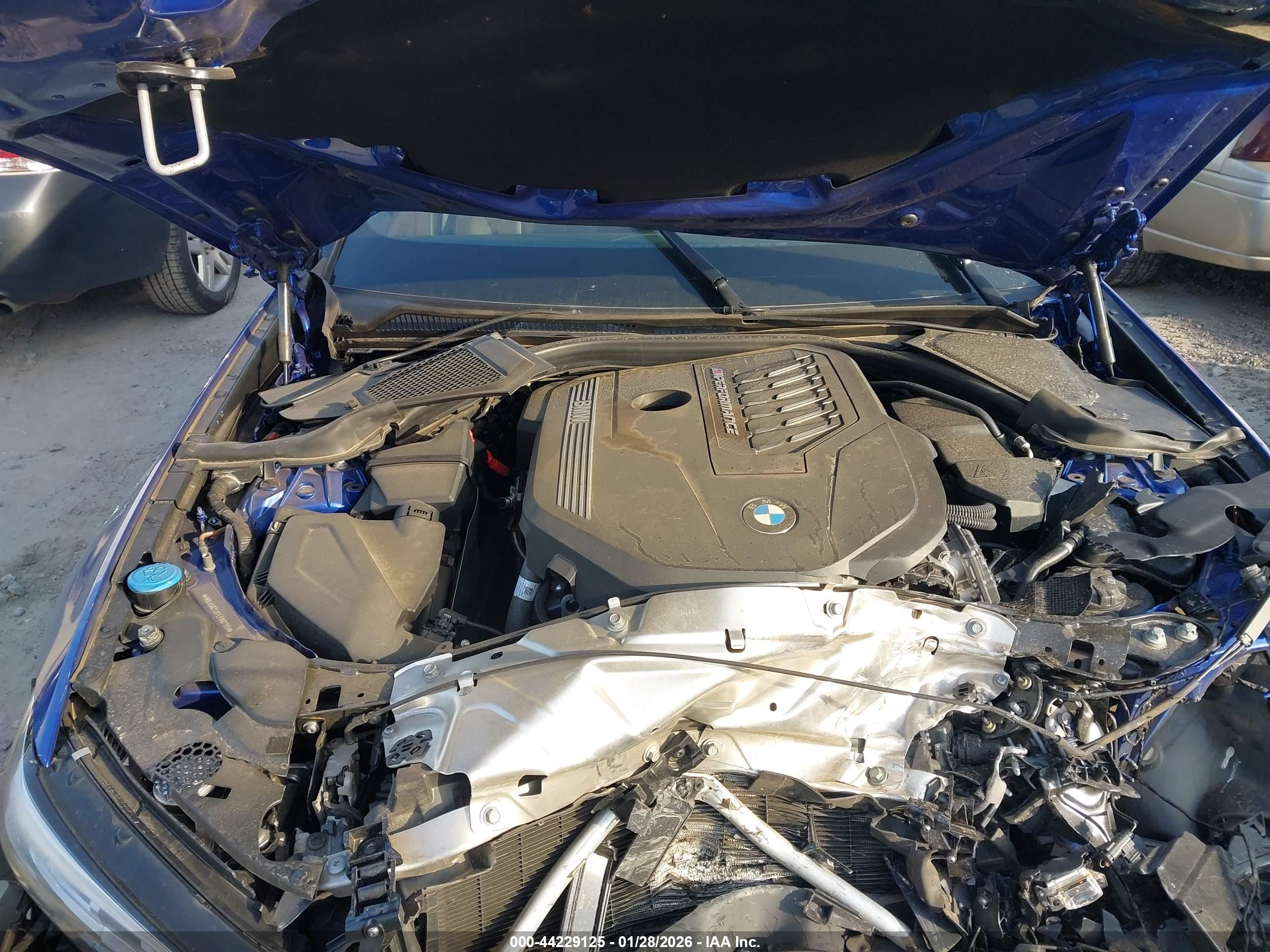 BMW 3 image 10