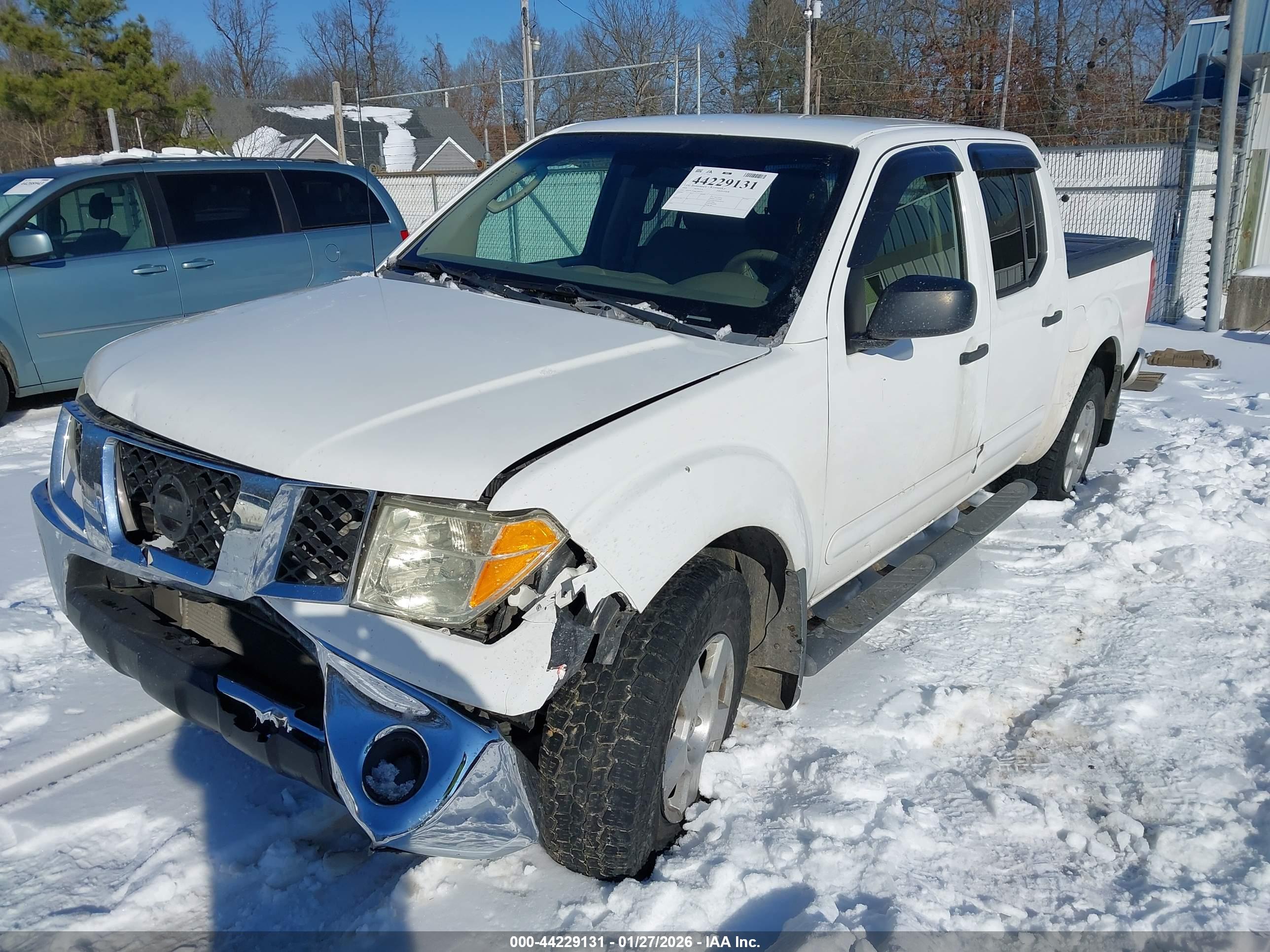 NISSAN FRONTIER image 6