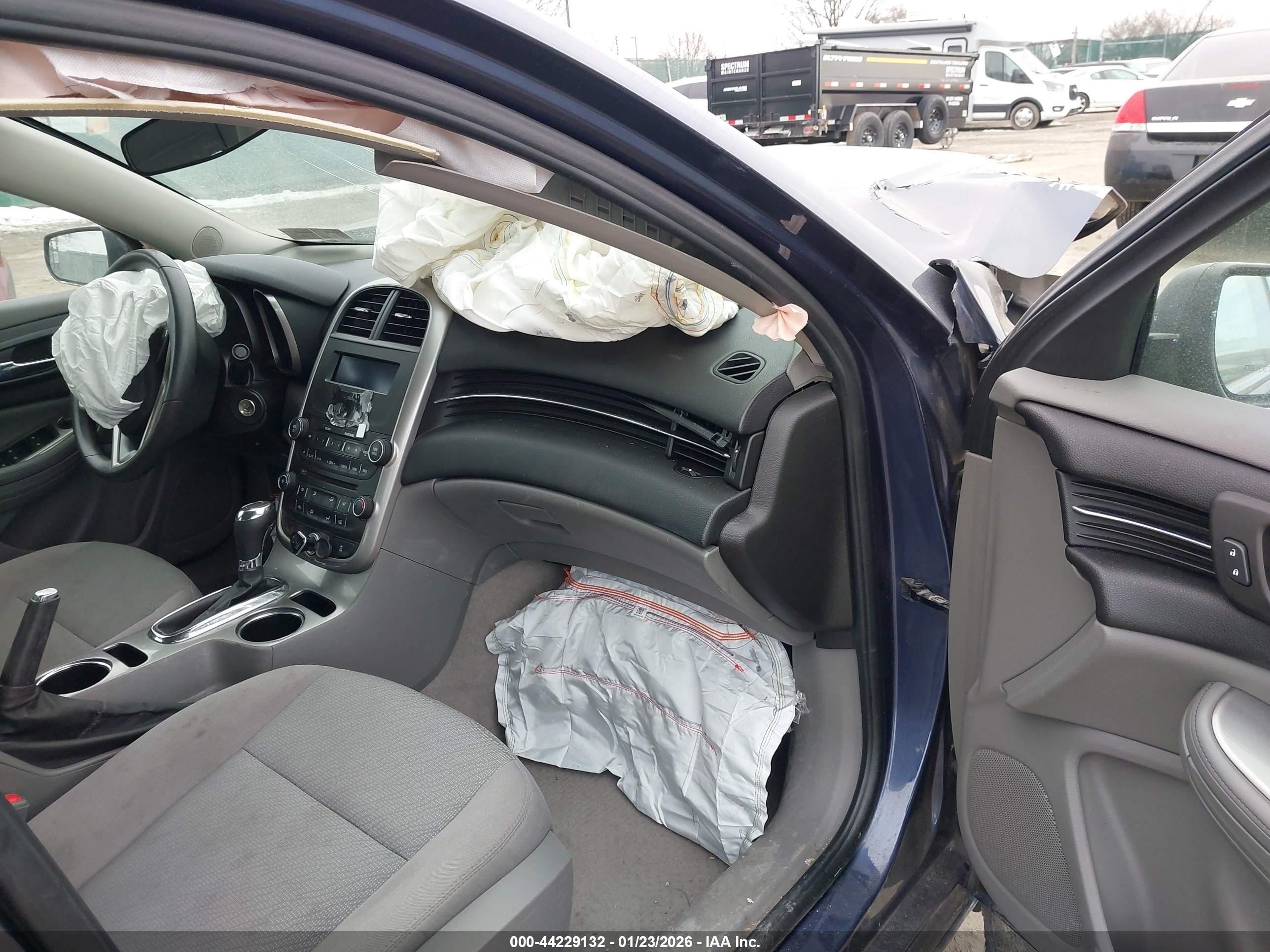 CHEVROLET MALIBU image 5