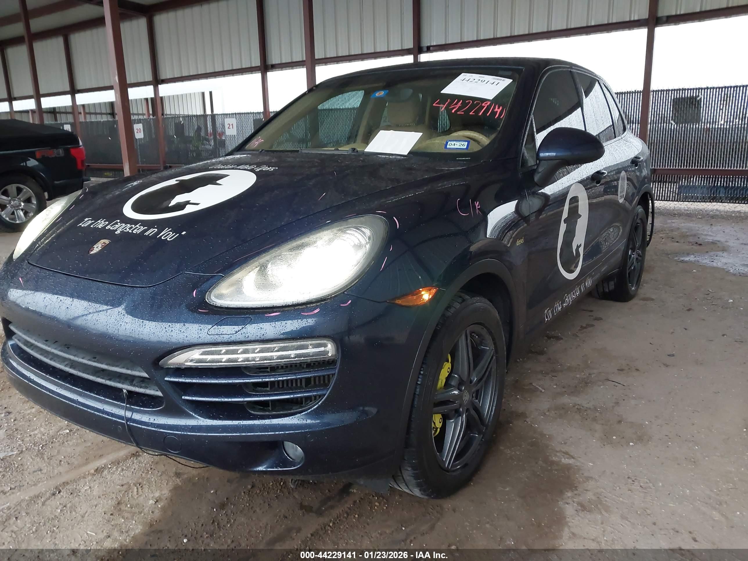 PORSCHE CAYENNE image 2