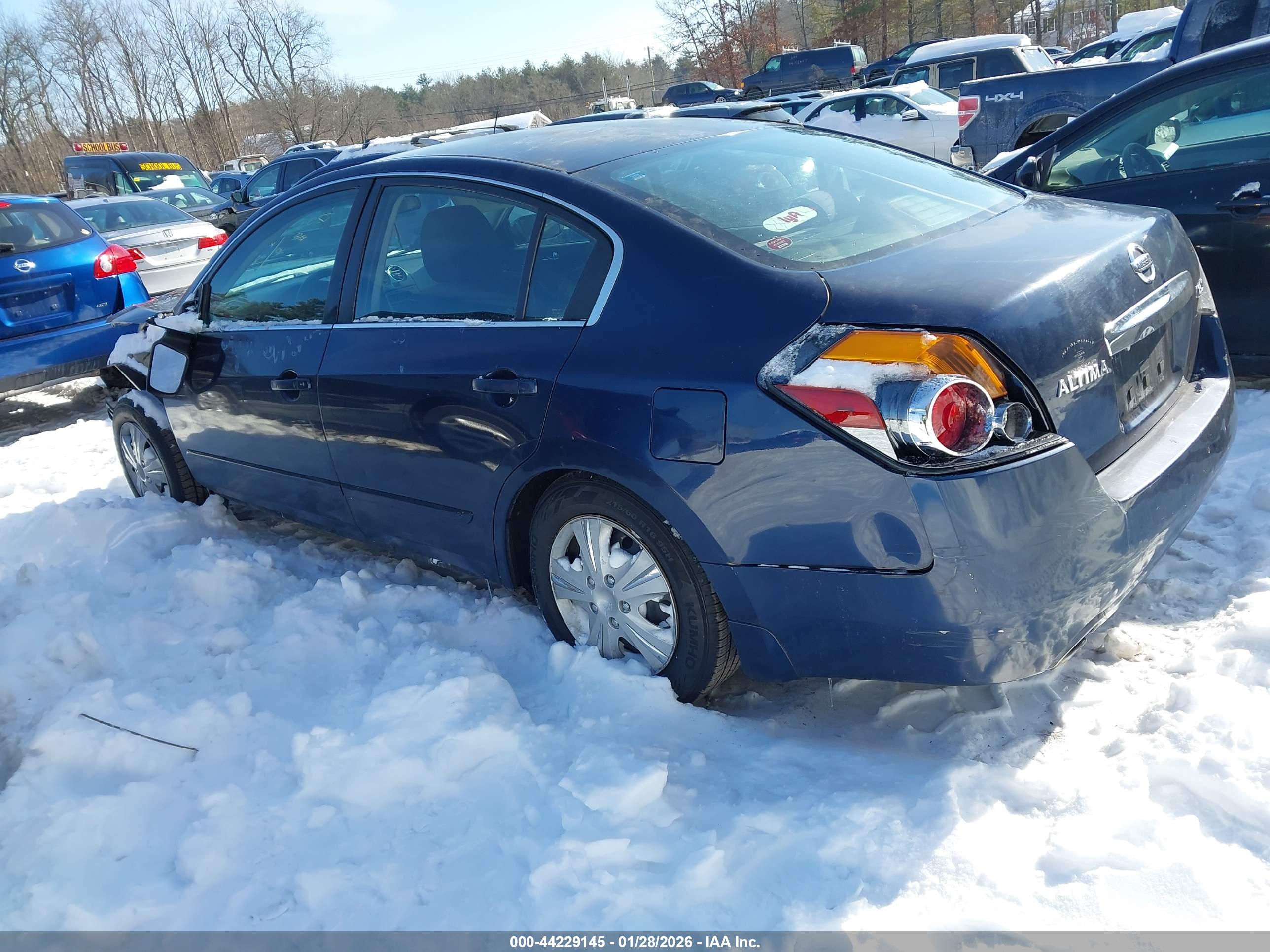 NISSAN ALTIMA image 3