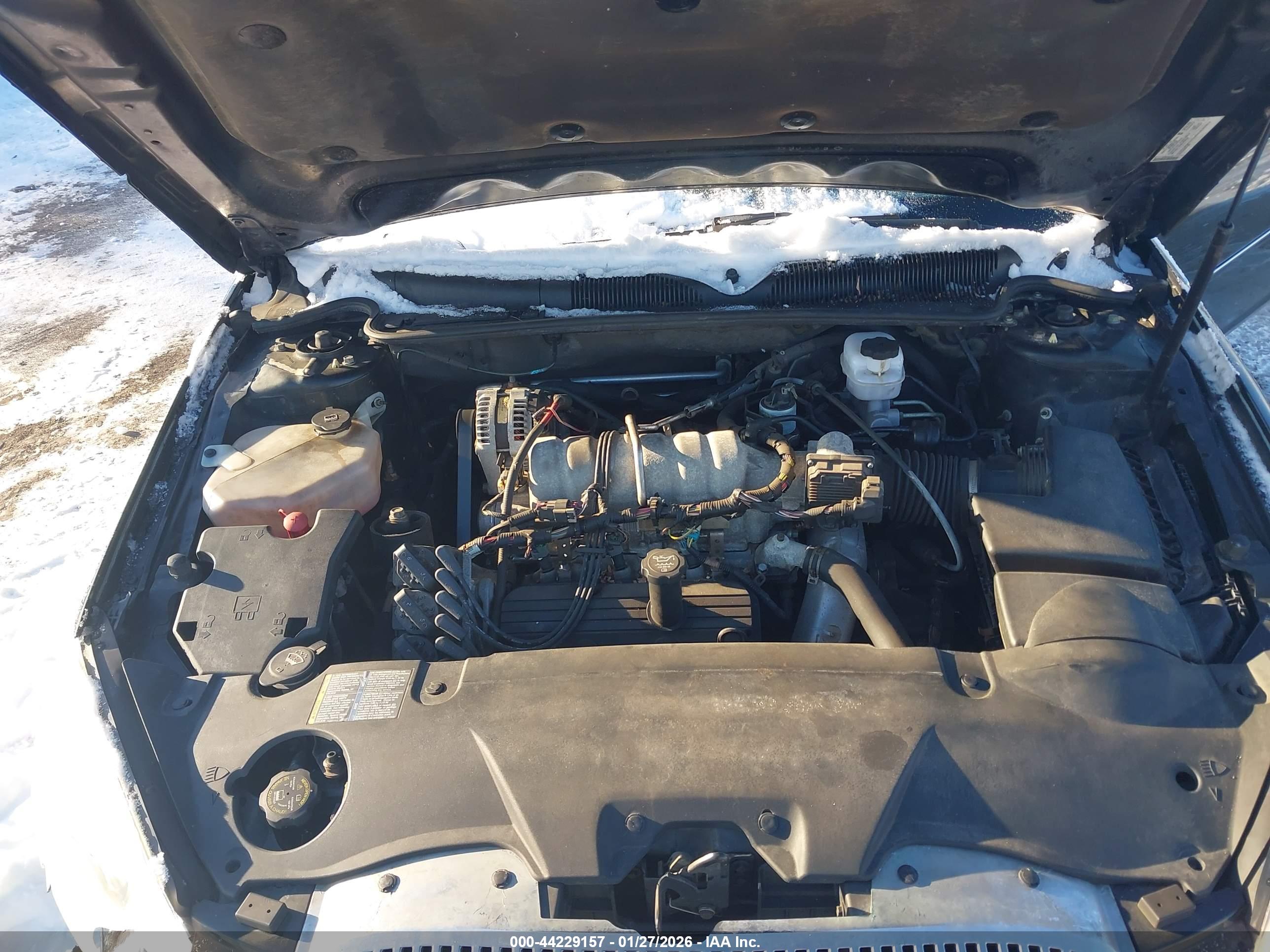 BUICK LUCERNE image 10