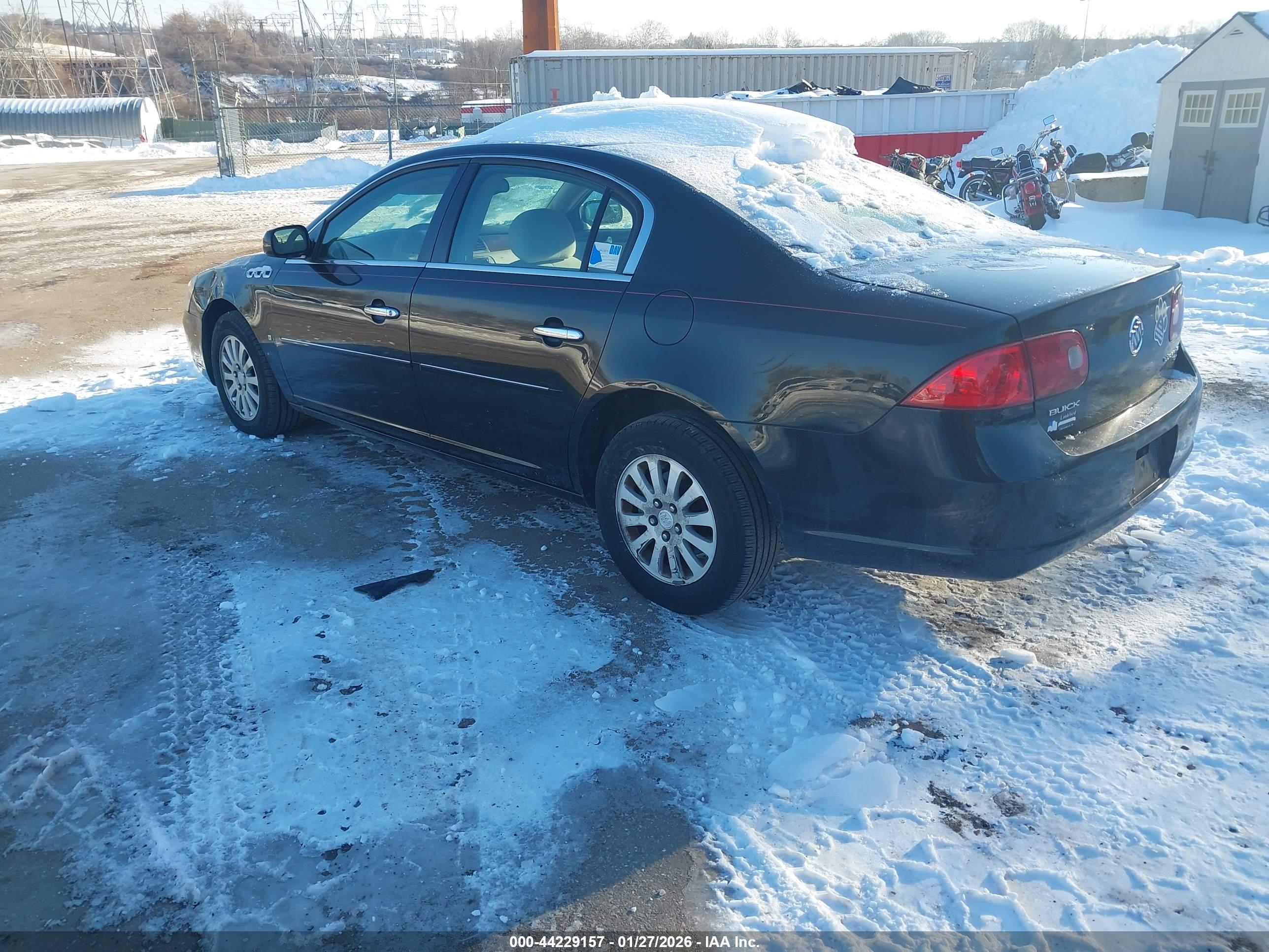BUICK LUCERNE image 3
