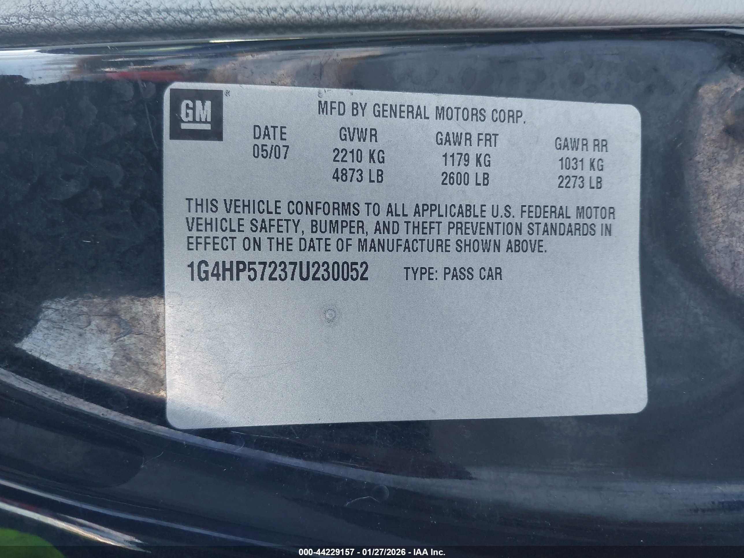BUICK LUCERNE image 9