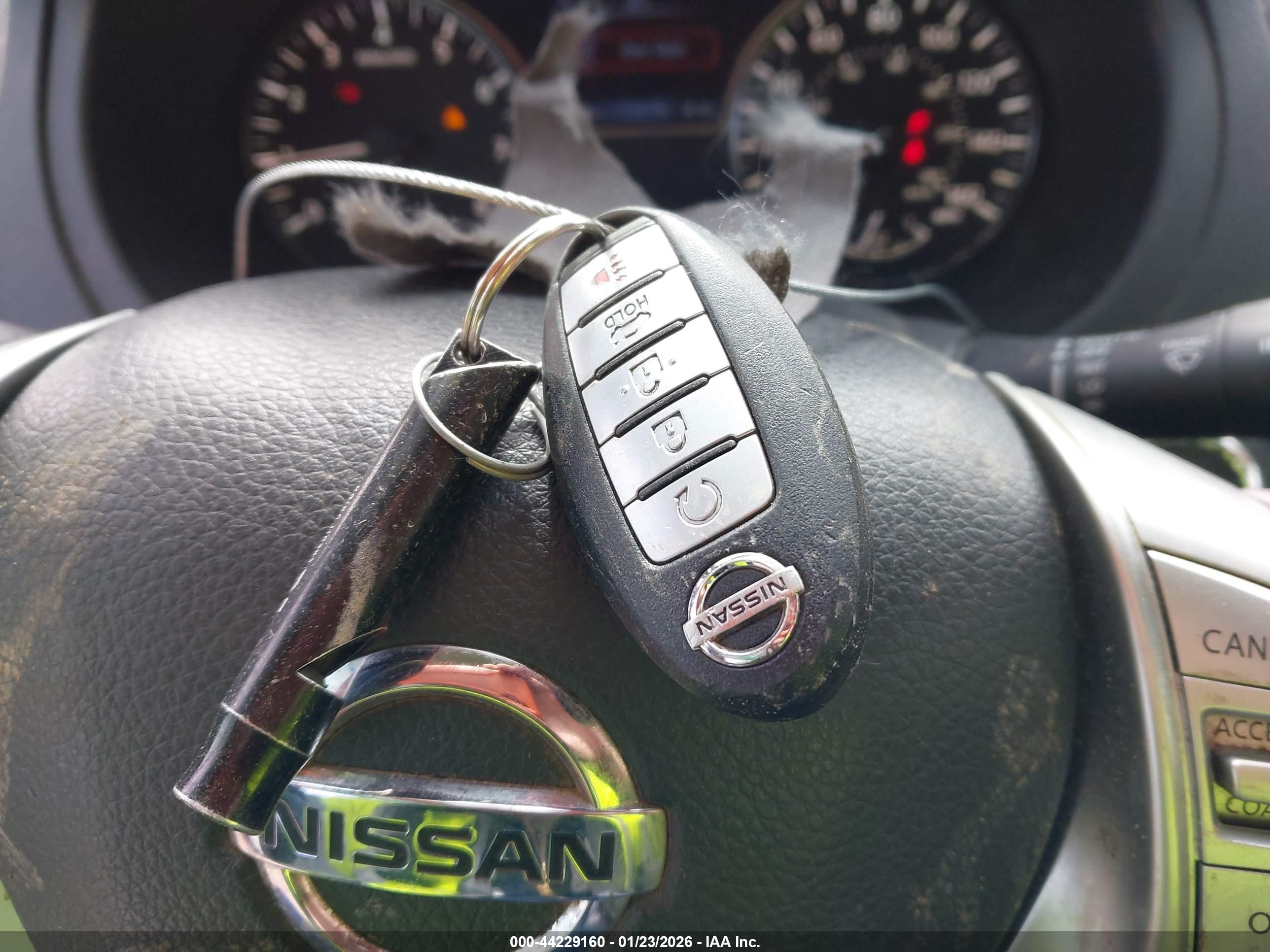 NISSAN ALTIMA image 11