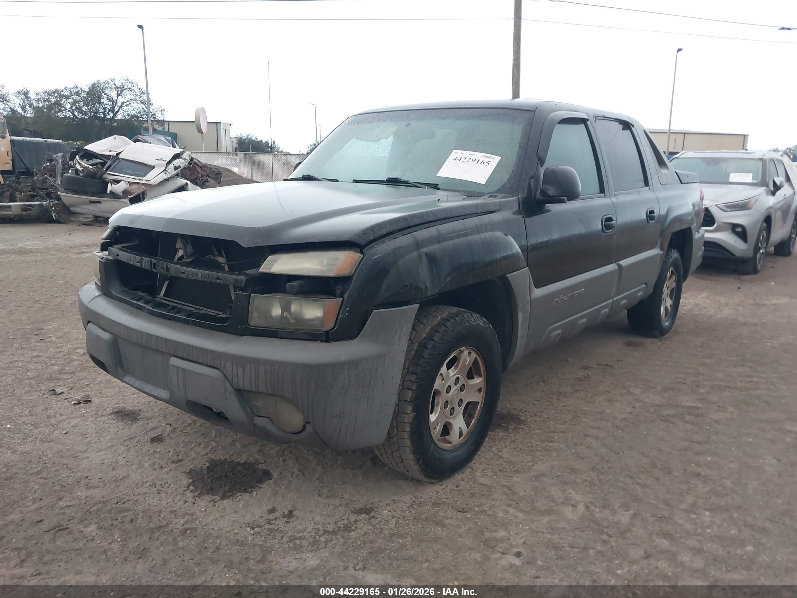 CHEVROLET AVALANCHE image 2