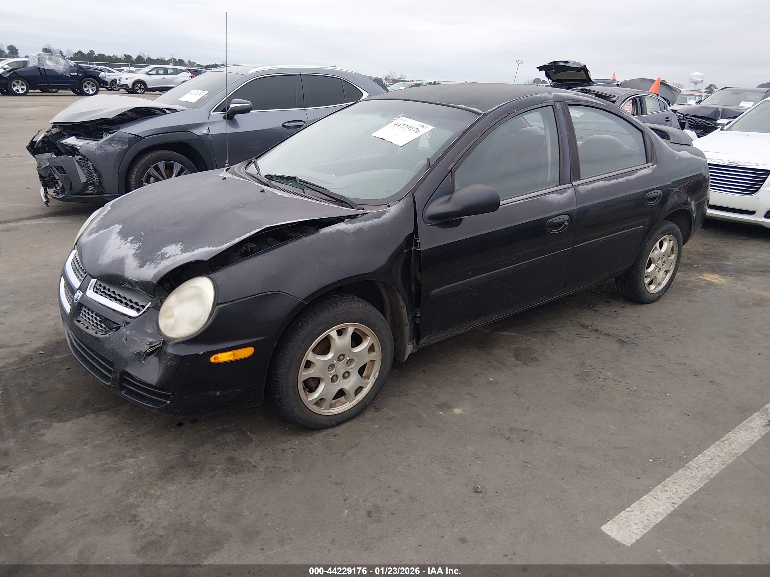 DODGE NEON image 2