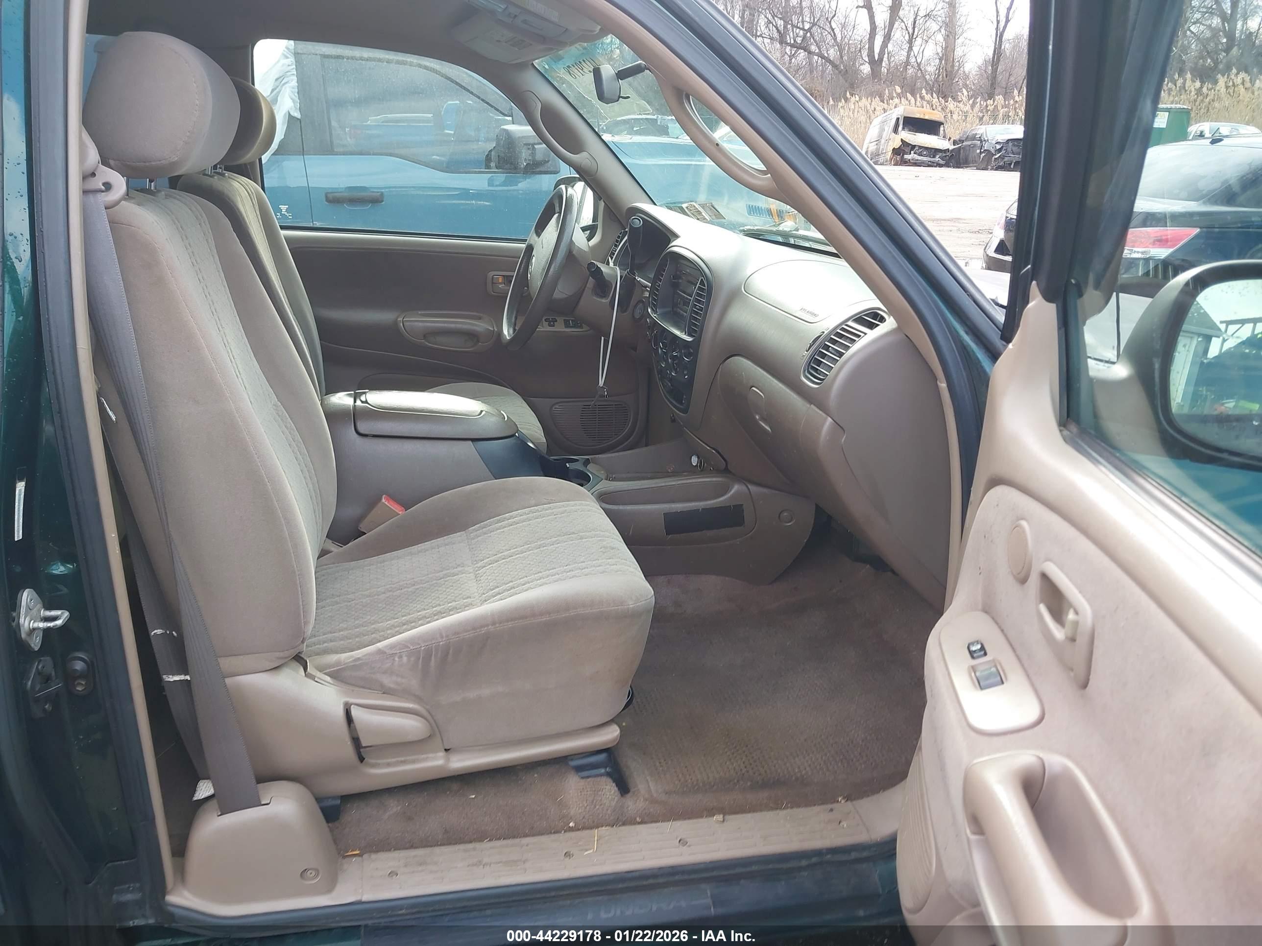 TOYOTA TUNDRA image 5