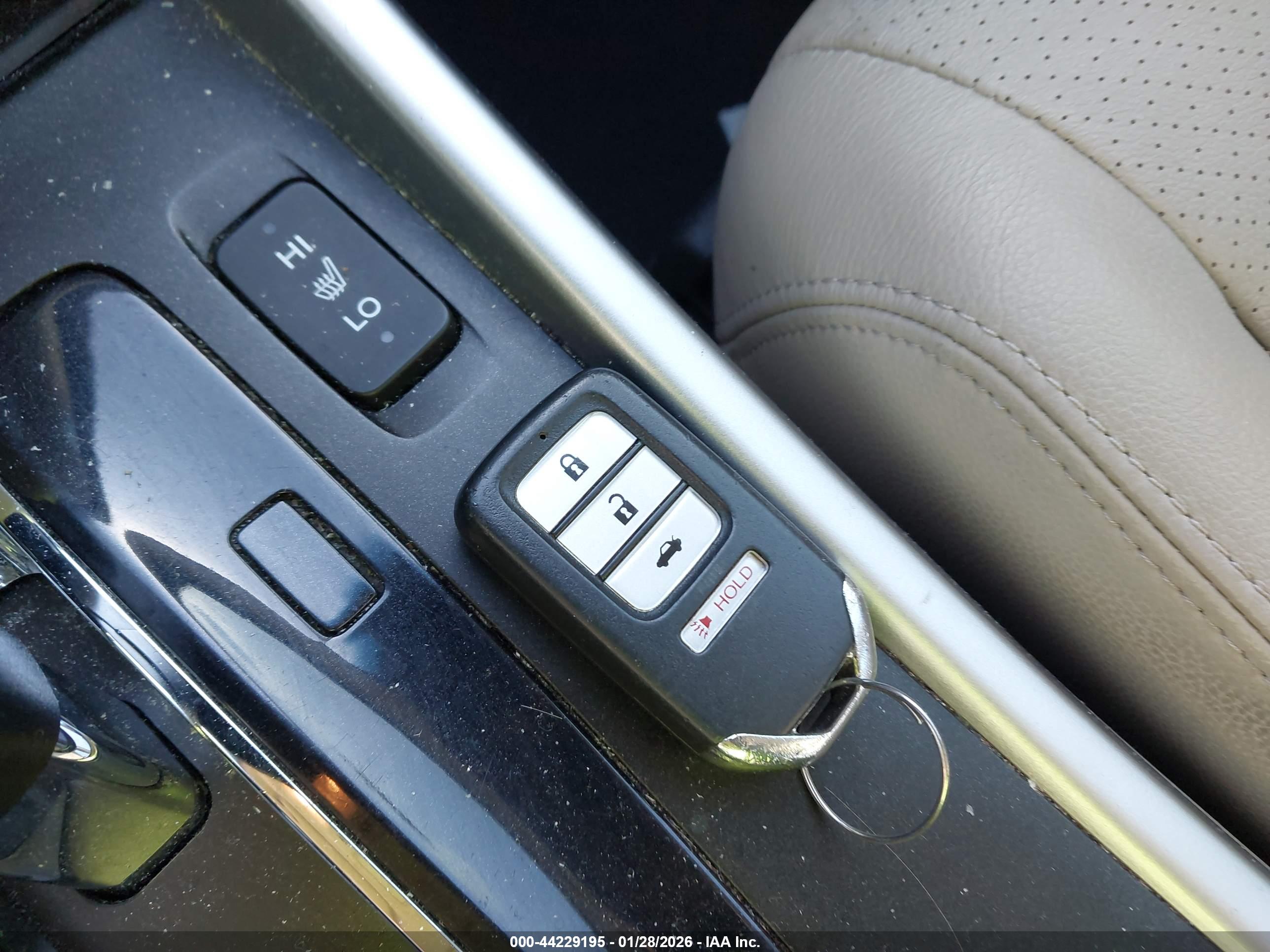 HONDA ACCORD image 11