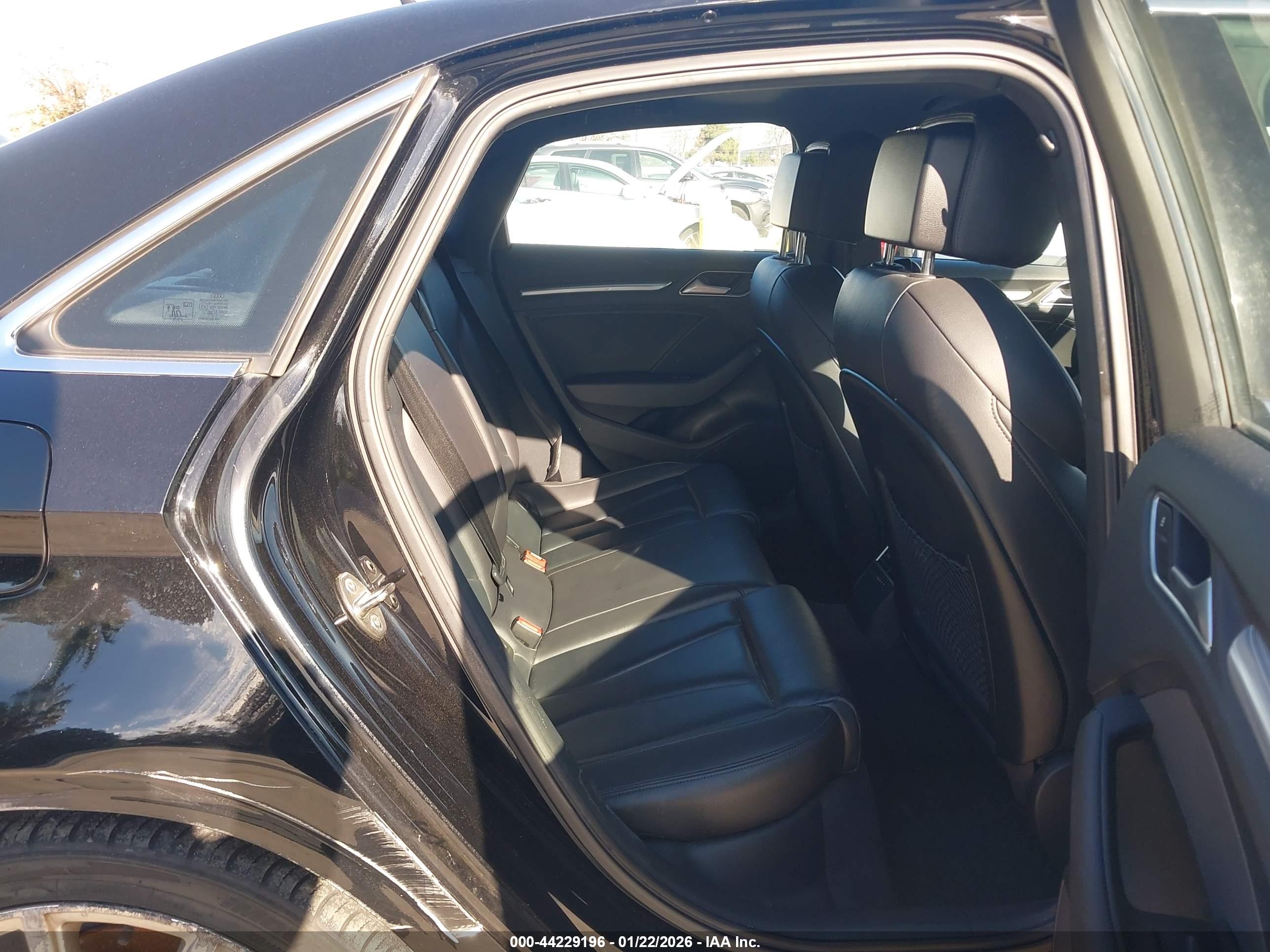AUDI A3 image 8