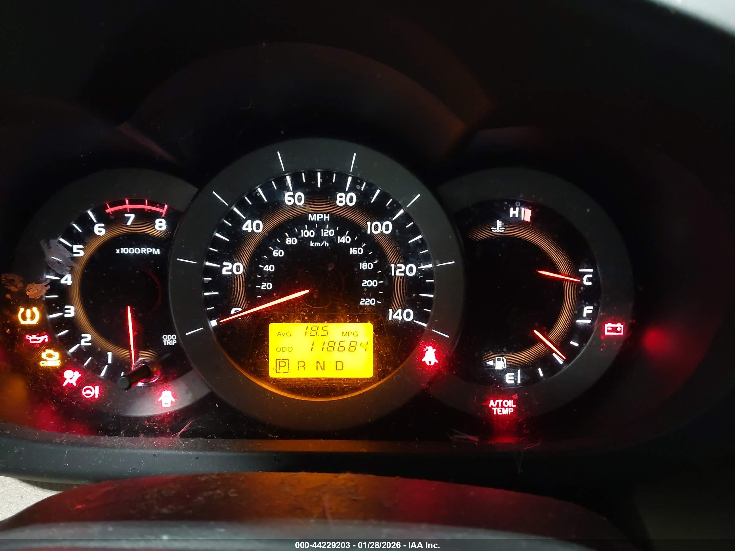 TOYOTA RAV4 image 7