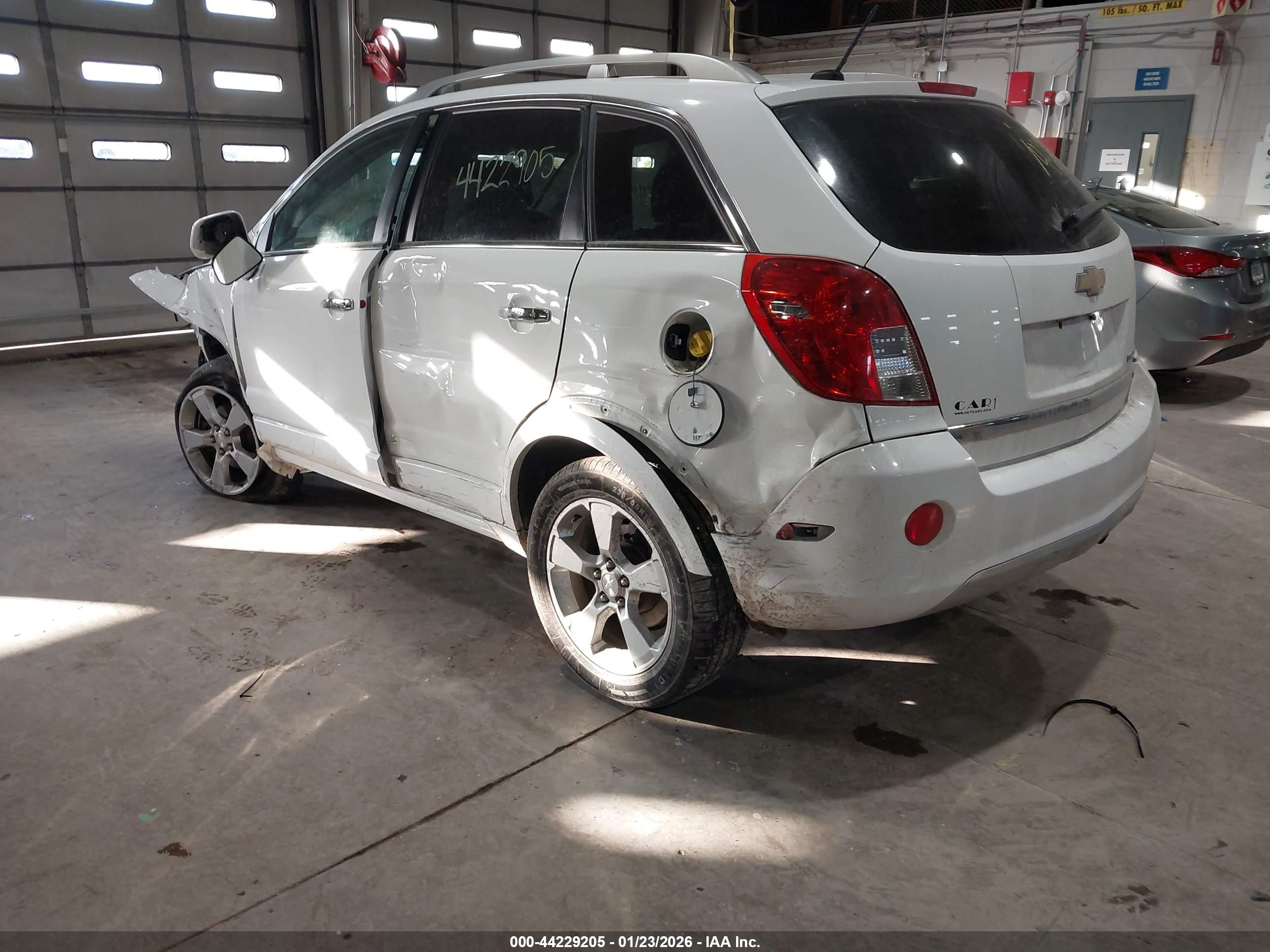 CHEVROLET CAPTIVA image 3