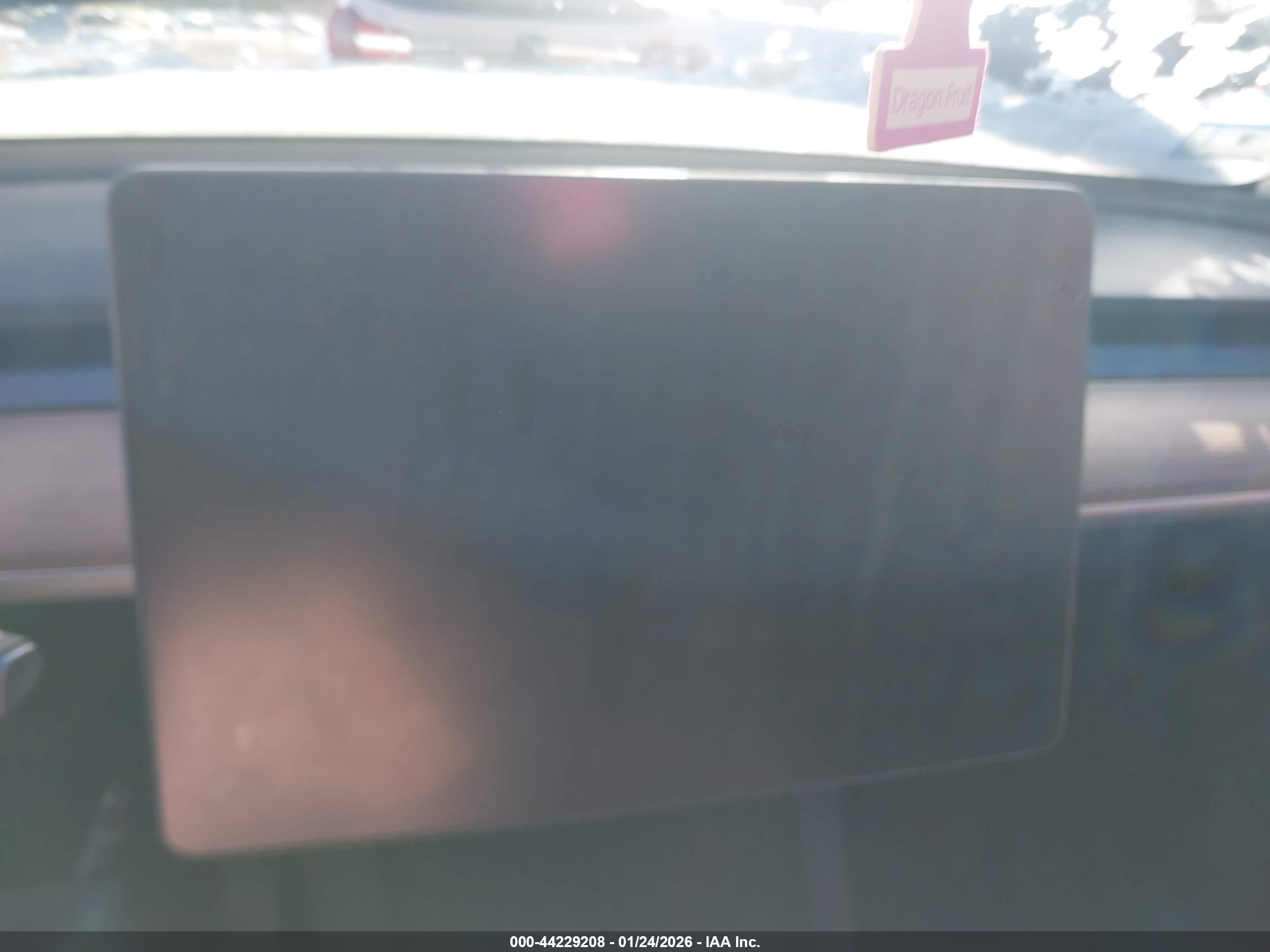 TESLA MODEL image 7