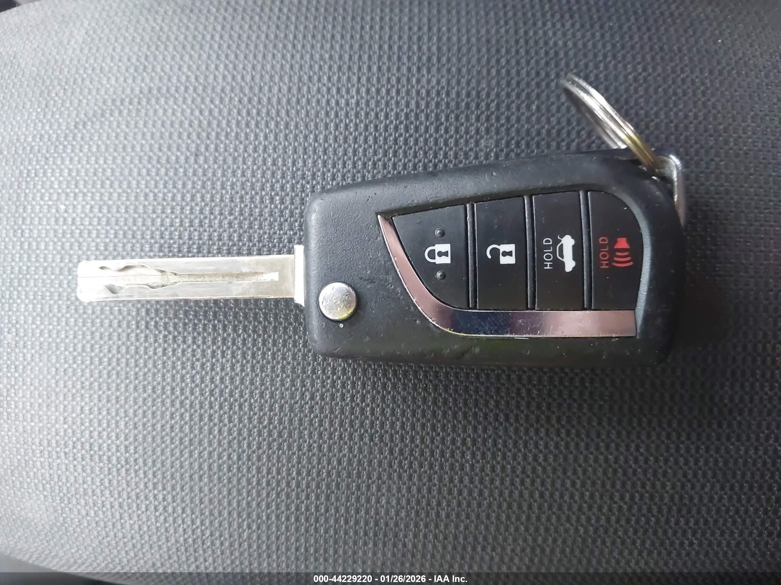 TOYOTA COROLLA image 11