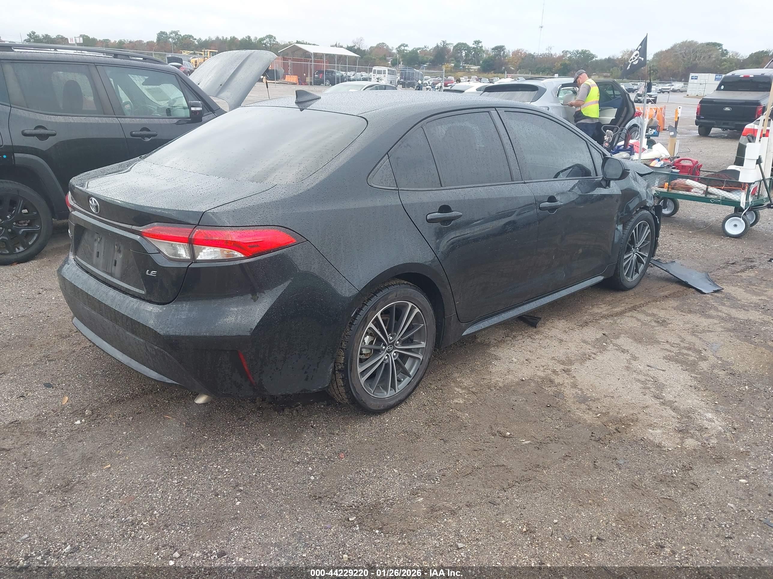TOYOTA COROLLA image 4