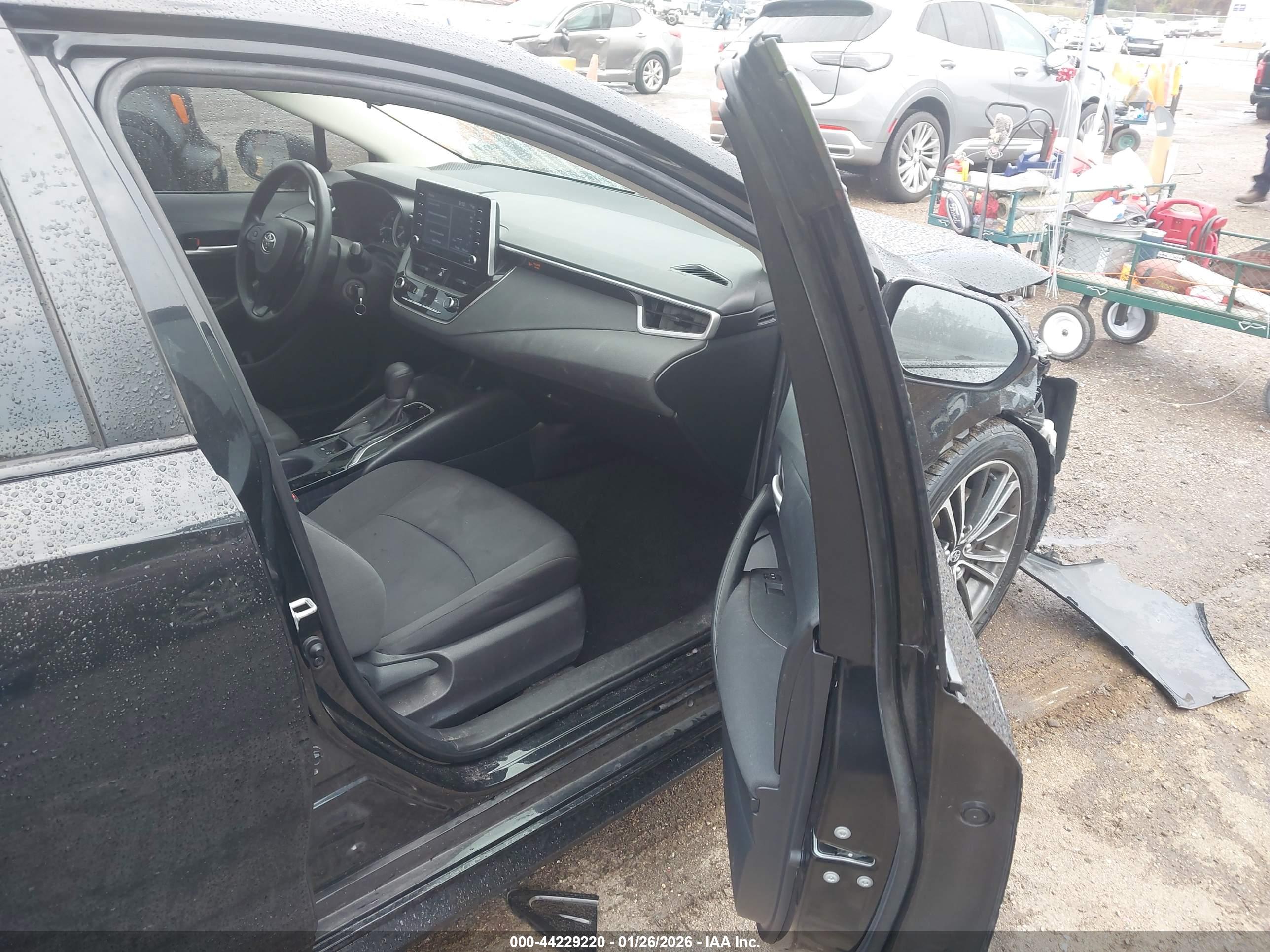 TOYOTA COROLLA image 5