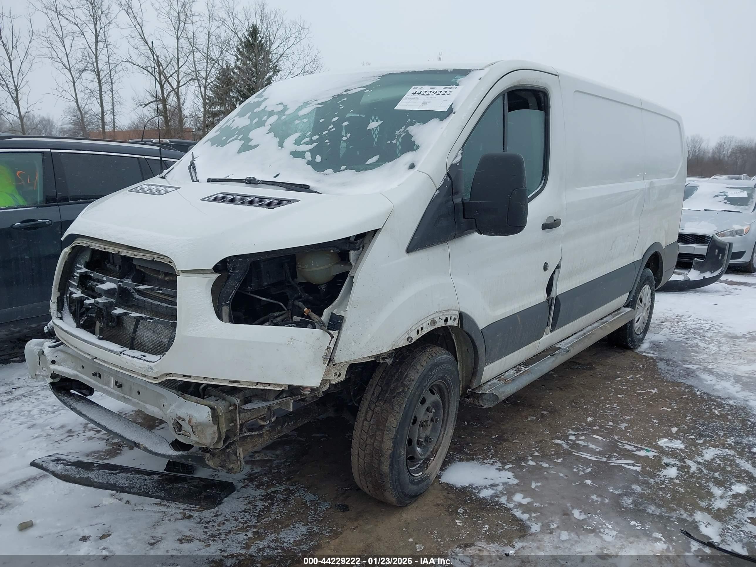 FORD TRANSIT-250 image 2