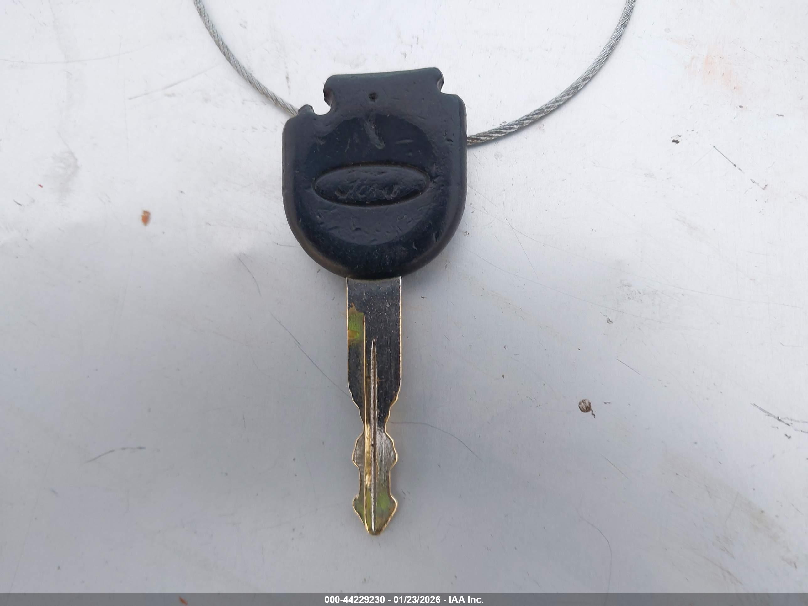 FORD ESCAPE image 11