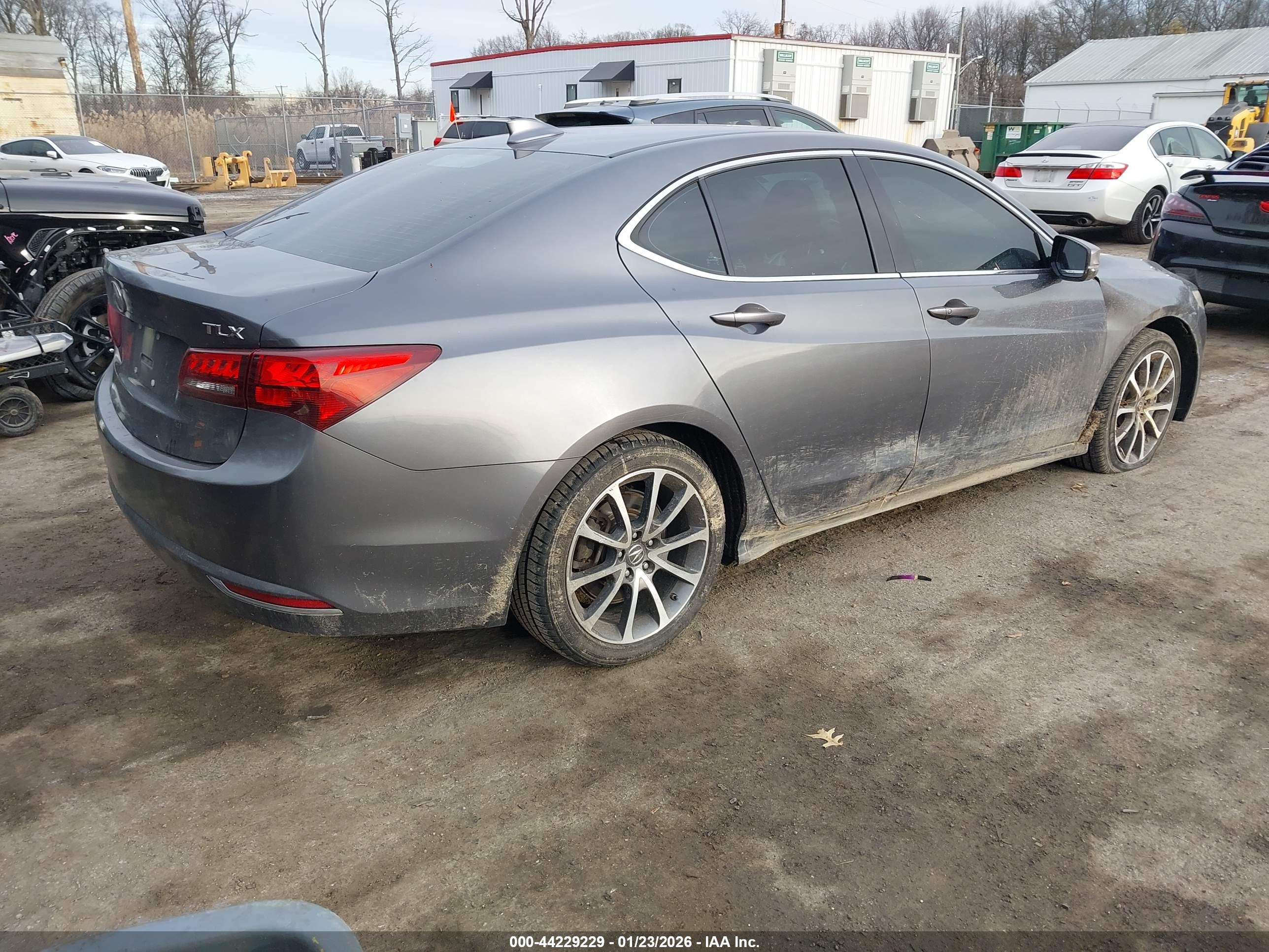 ACURA TLX image 4