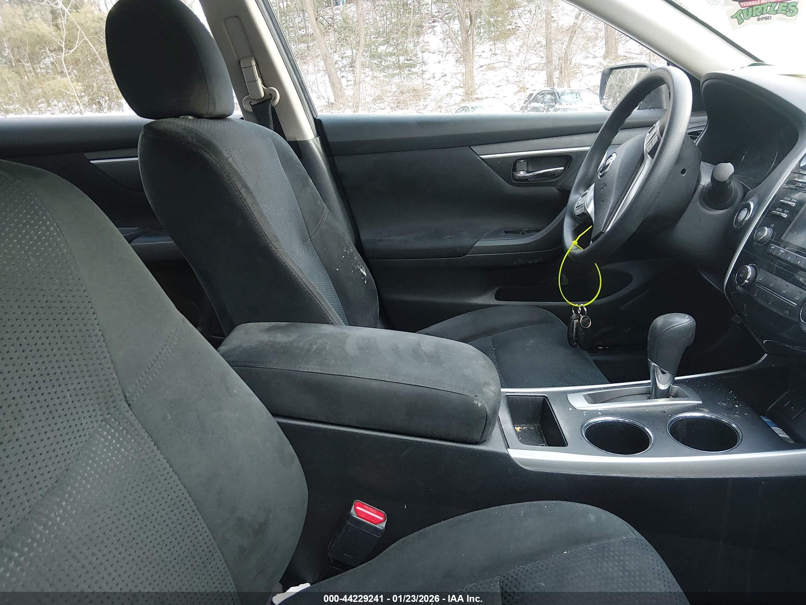 NISSAN ALTIMA image 5