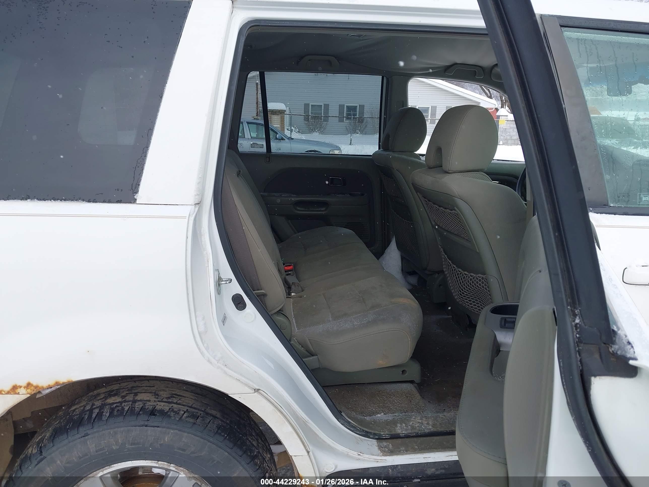 HONDA PILOT image 8