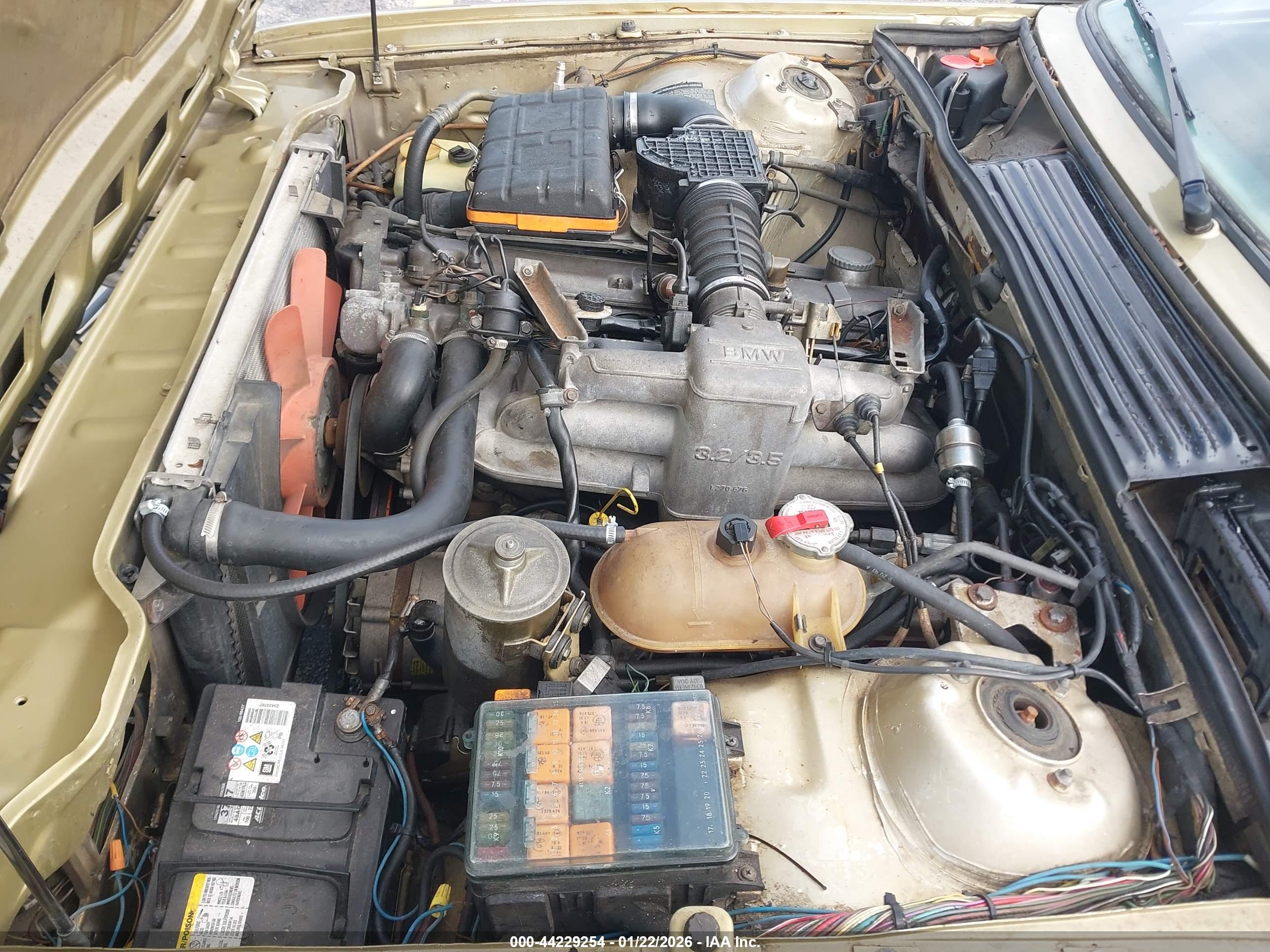 BMW 633 image 10