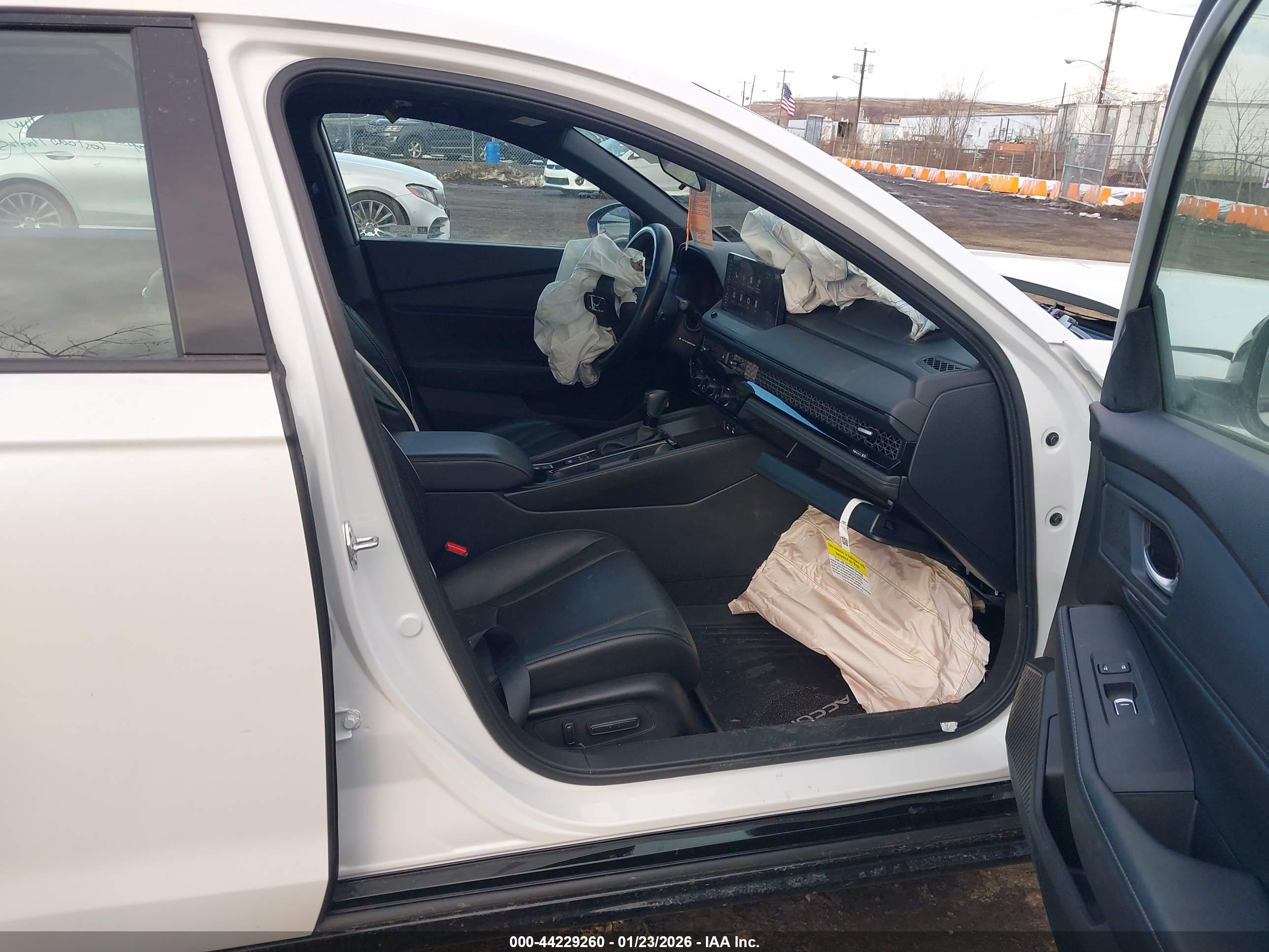 HONDA ACCORD image 5