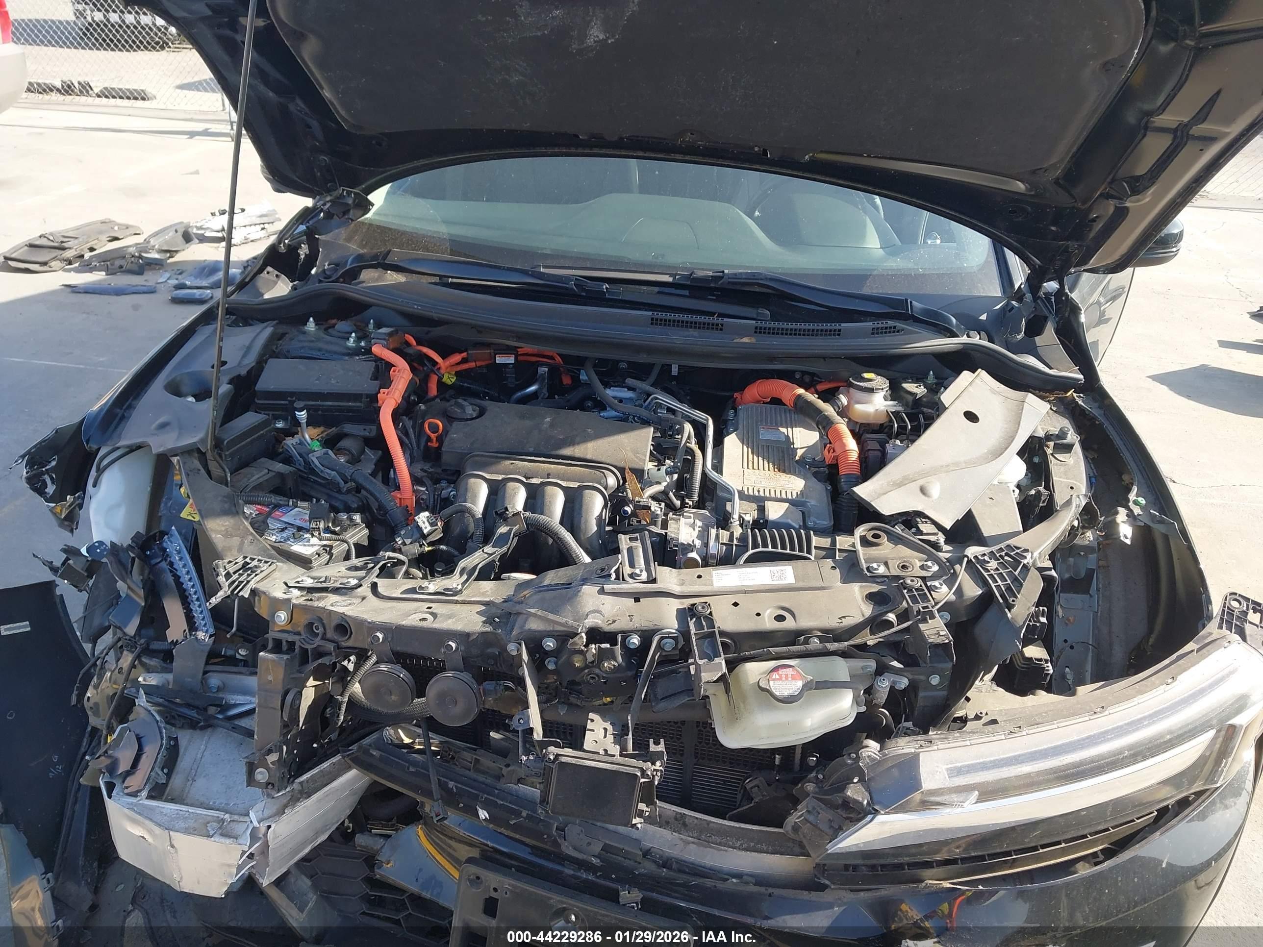 HONDA CLARITY image 10