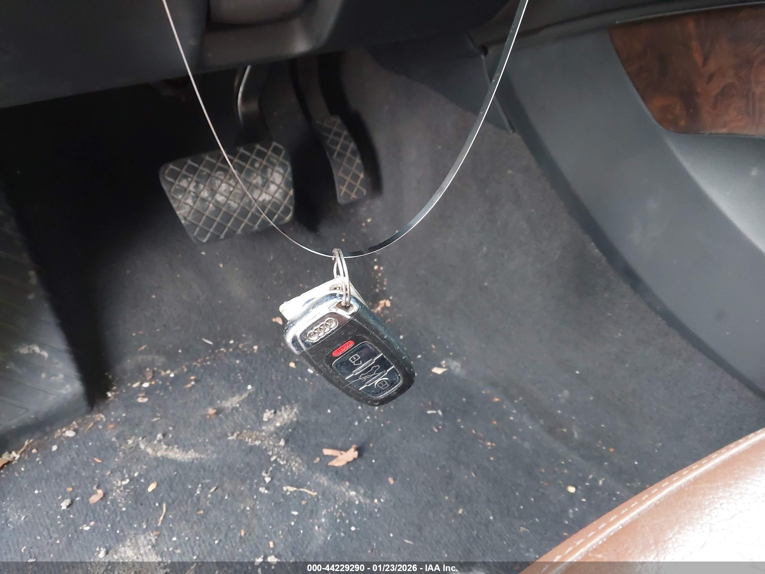 AUDI Q5 image 11