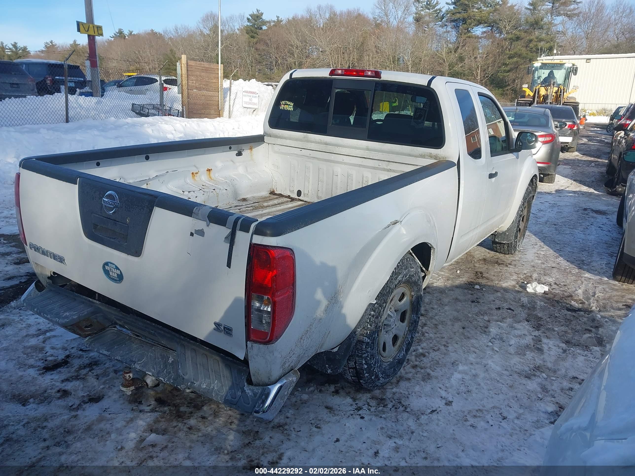 NISSAN FRONTIER image 4