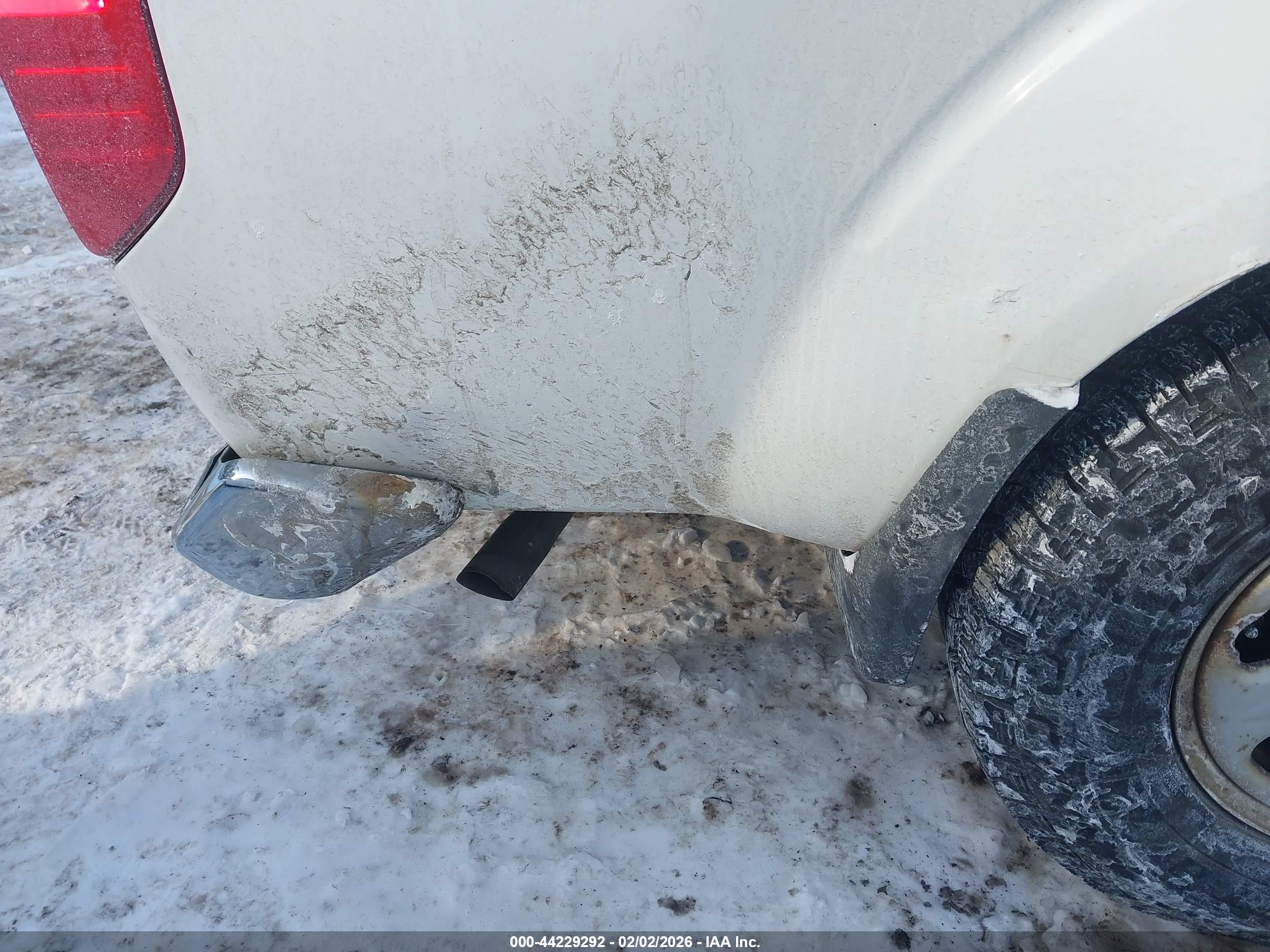 NISSAN FRONTIER image 6