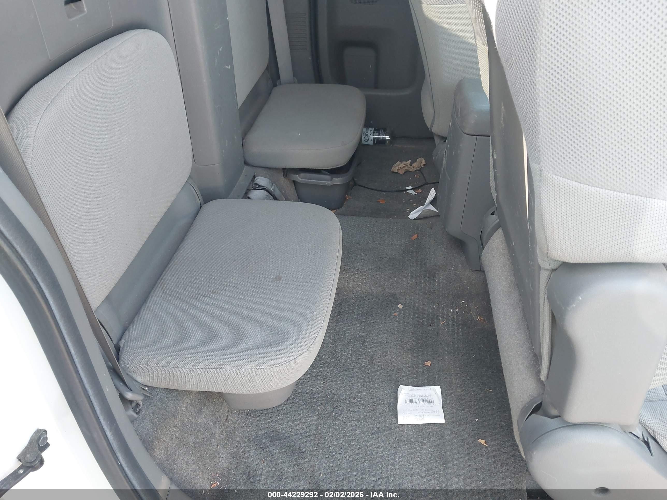 NISSAN FRONTIER image 8