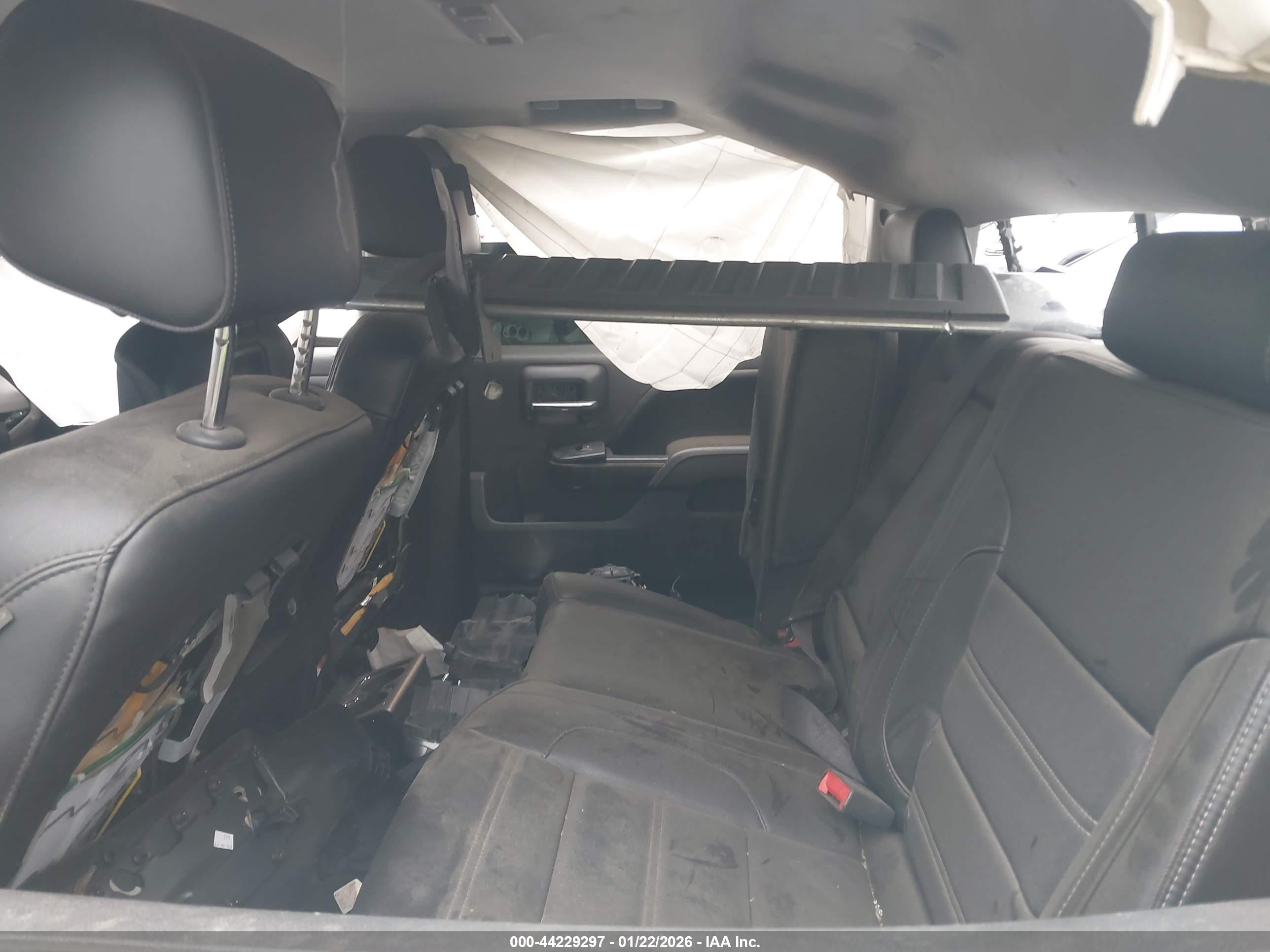 GMC SIERRA image 8