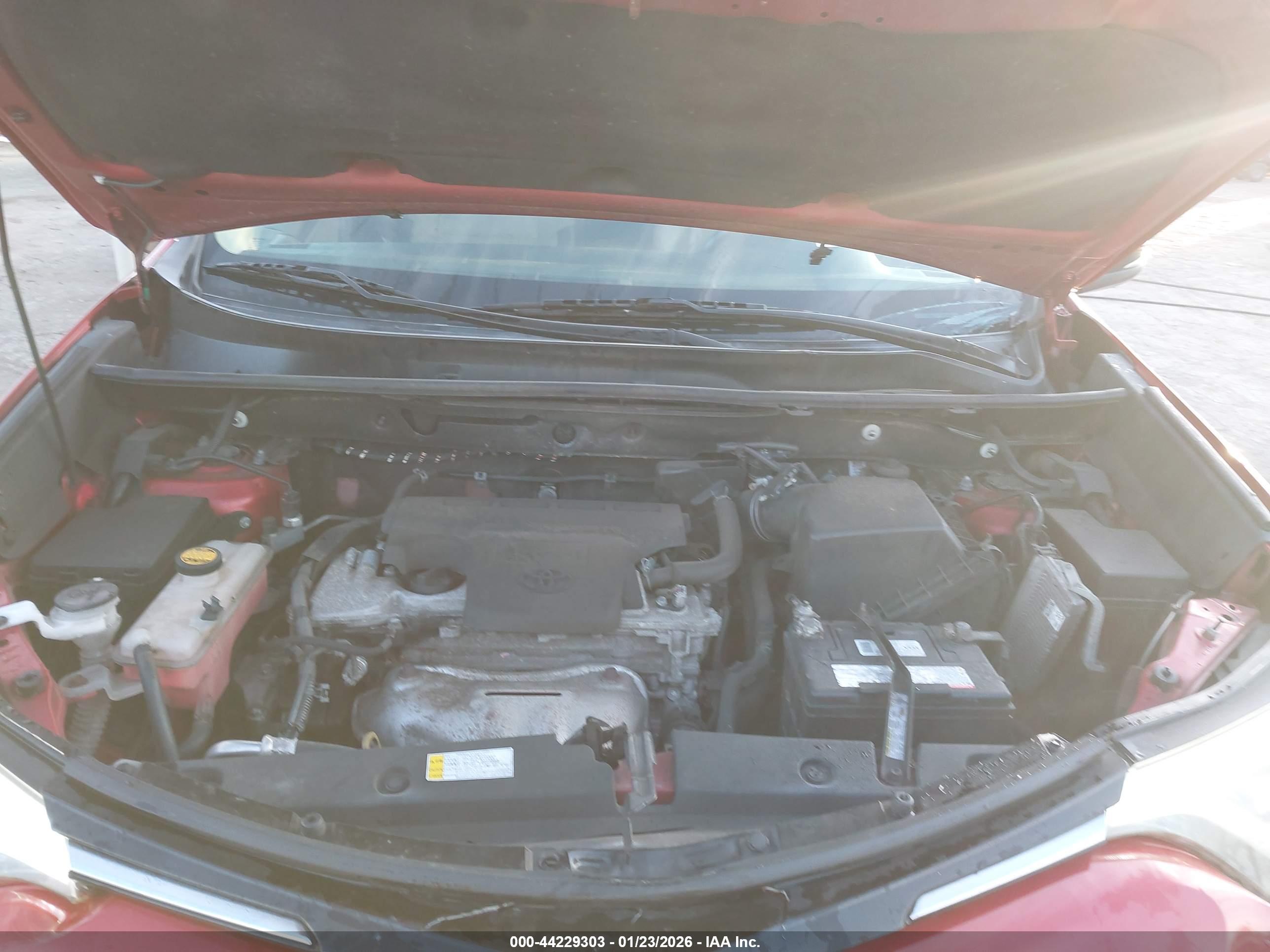 TOYOTA RAV4 image 10