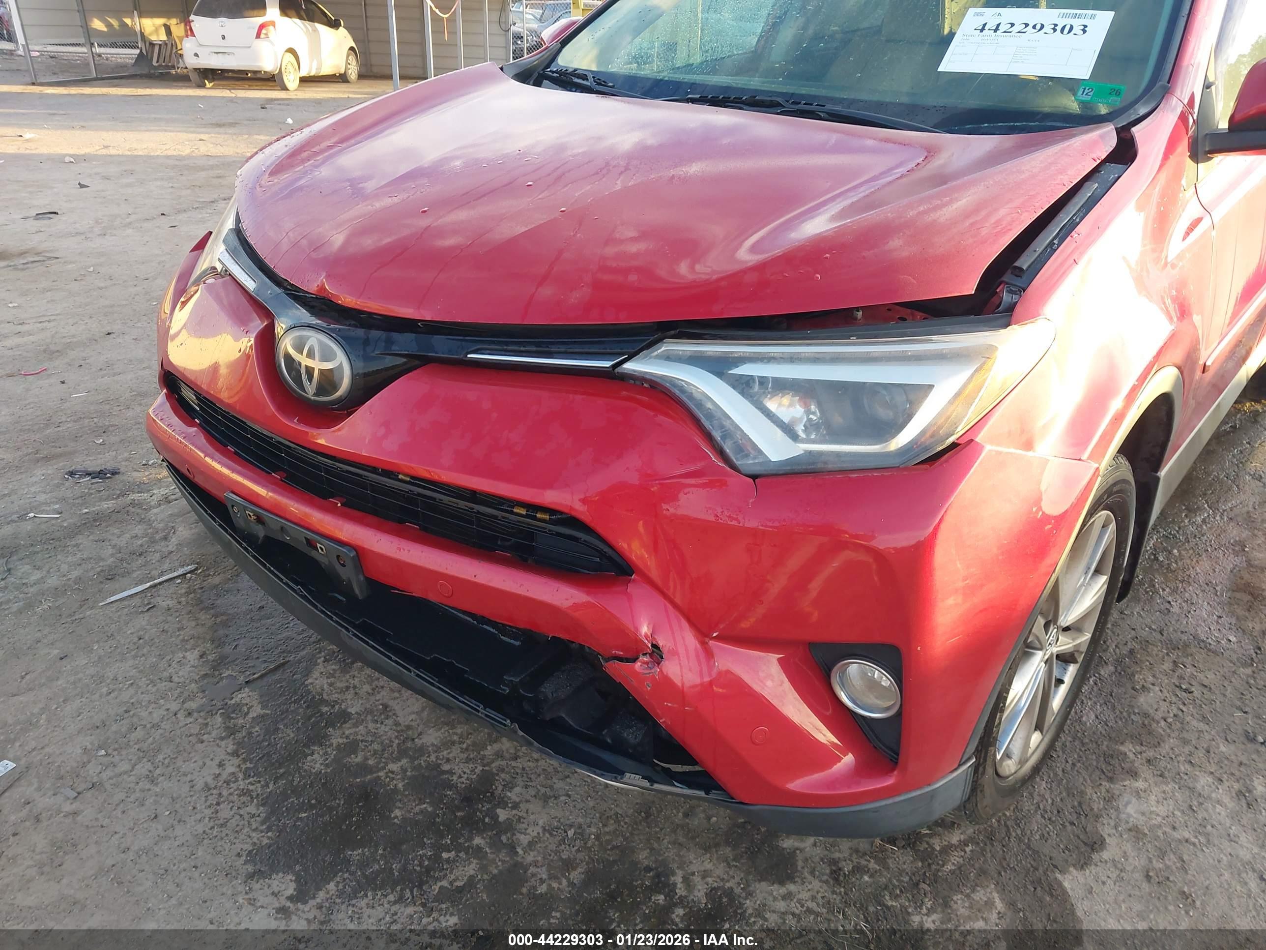 TOYOTA RAV4 image 6
