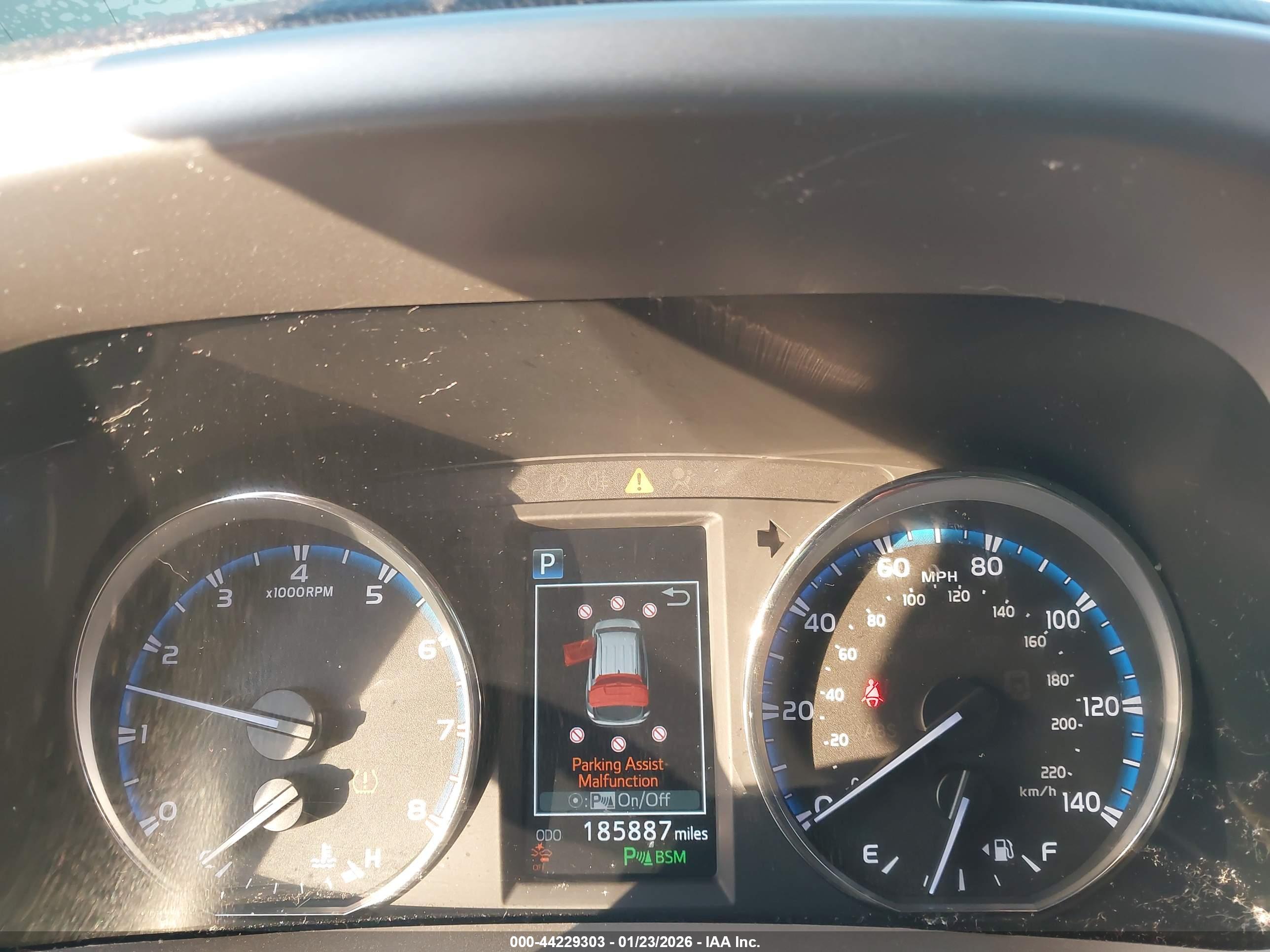TOYOTA RAV4 image 7