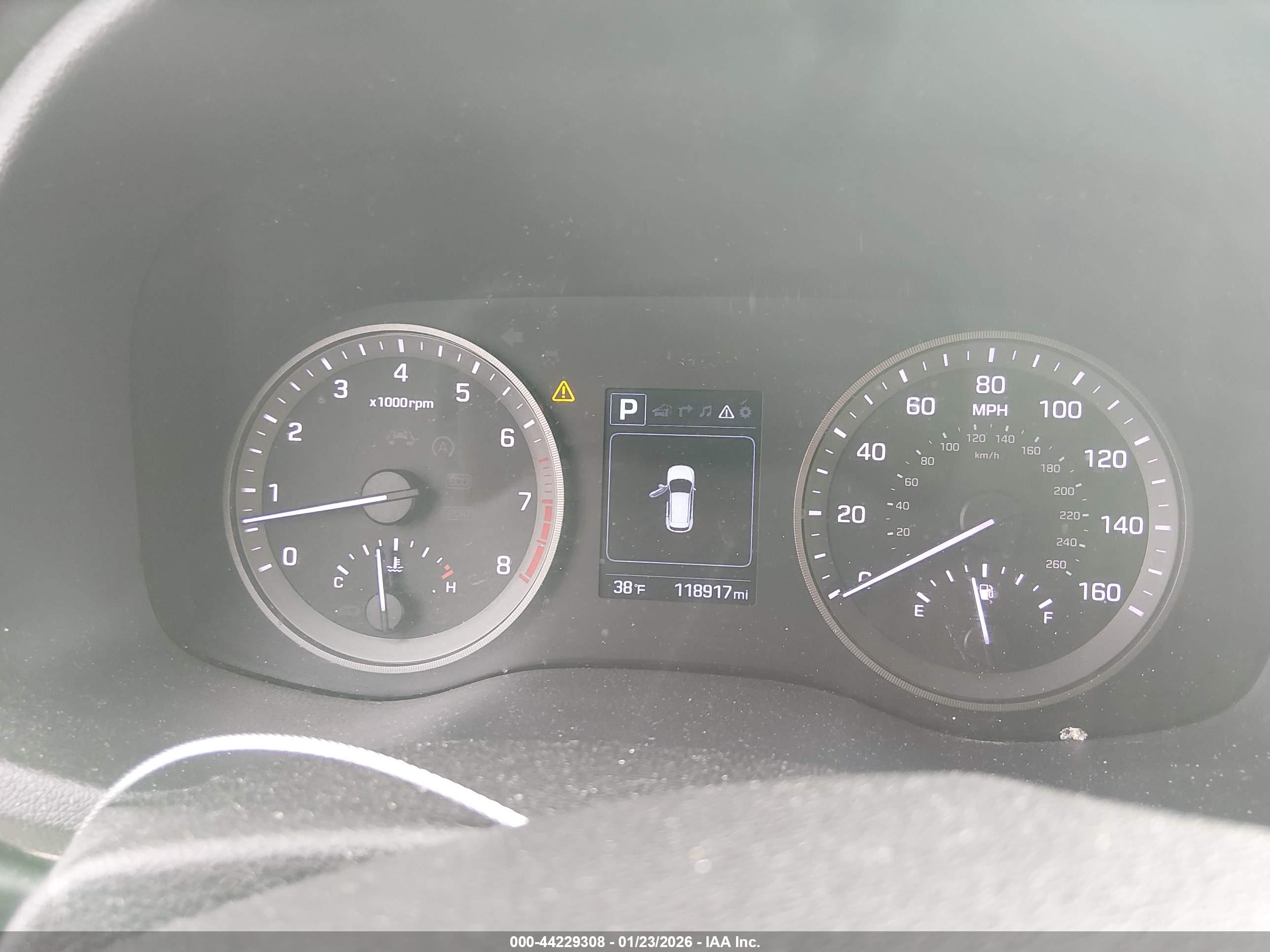 HYUNDAI TUCSON image 7