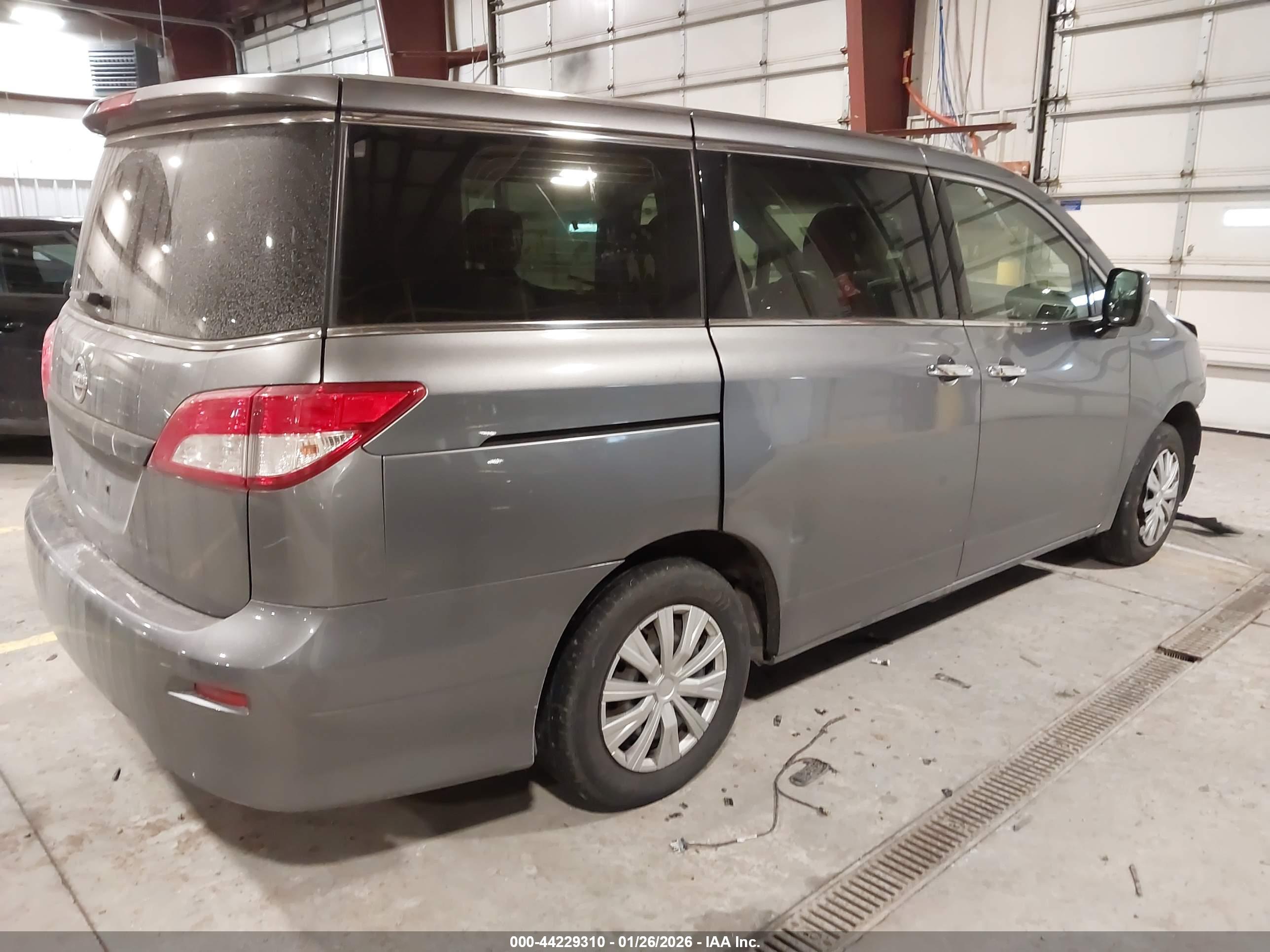 NISSAN QUEST image 4