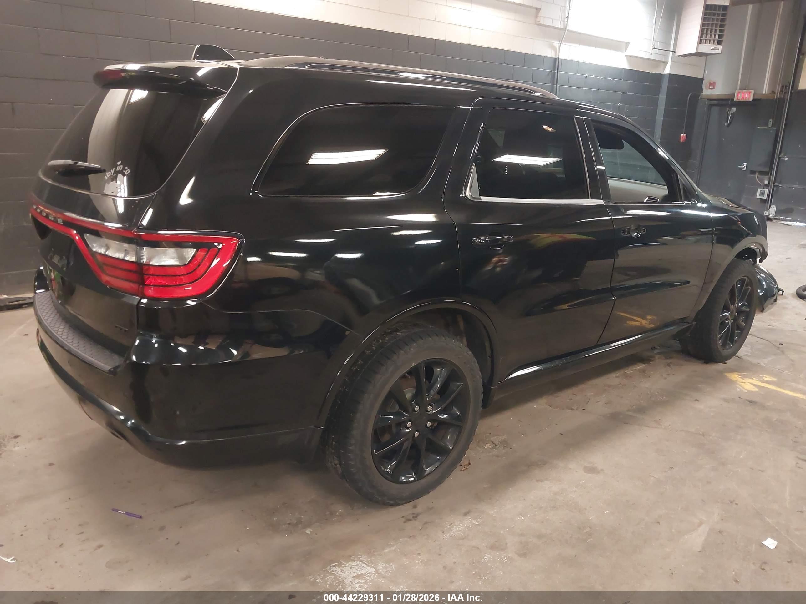 DODGE DURANGO image 4