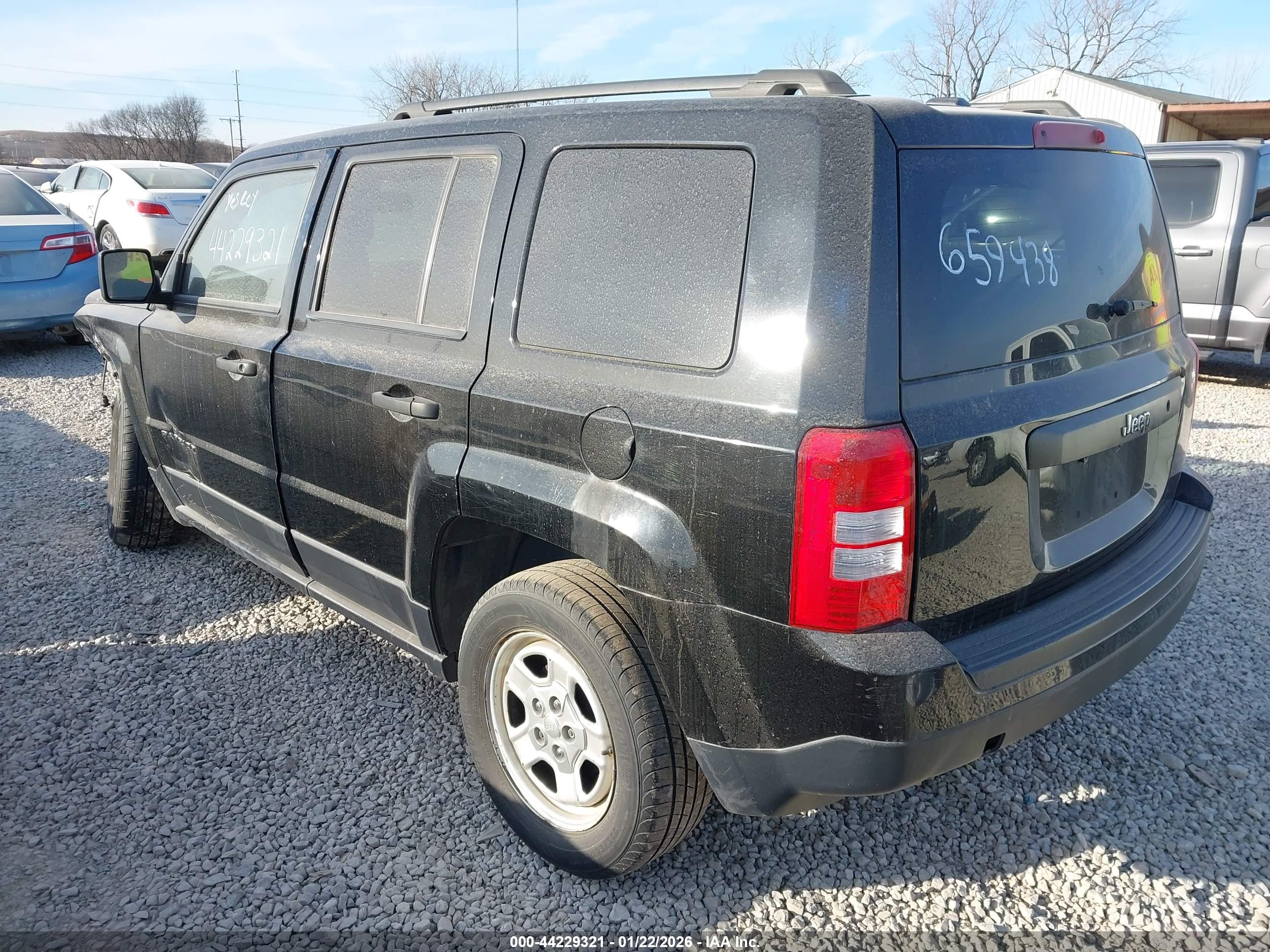 JEEP PATRIOT image 3