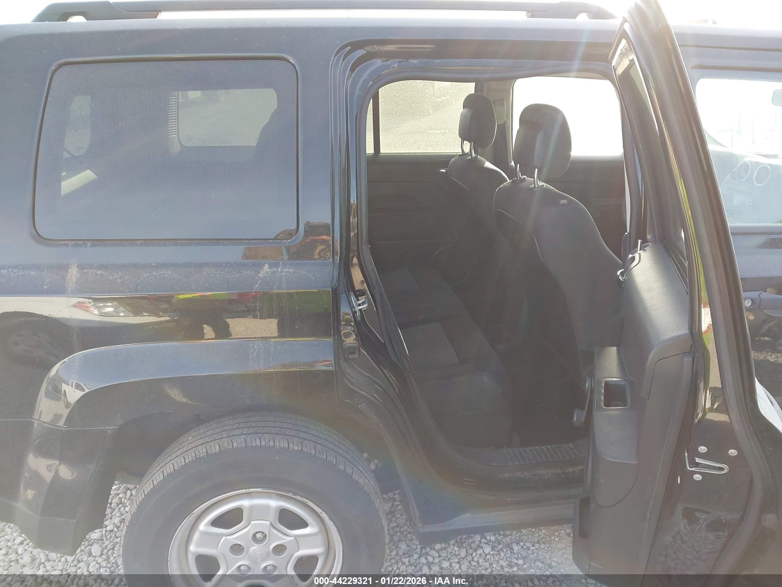 JEEP PATRIOT image 8