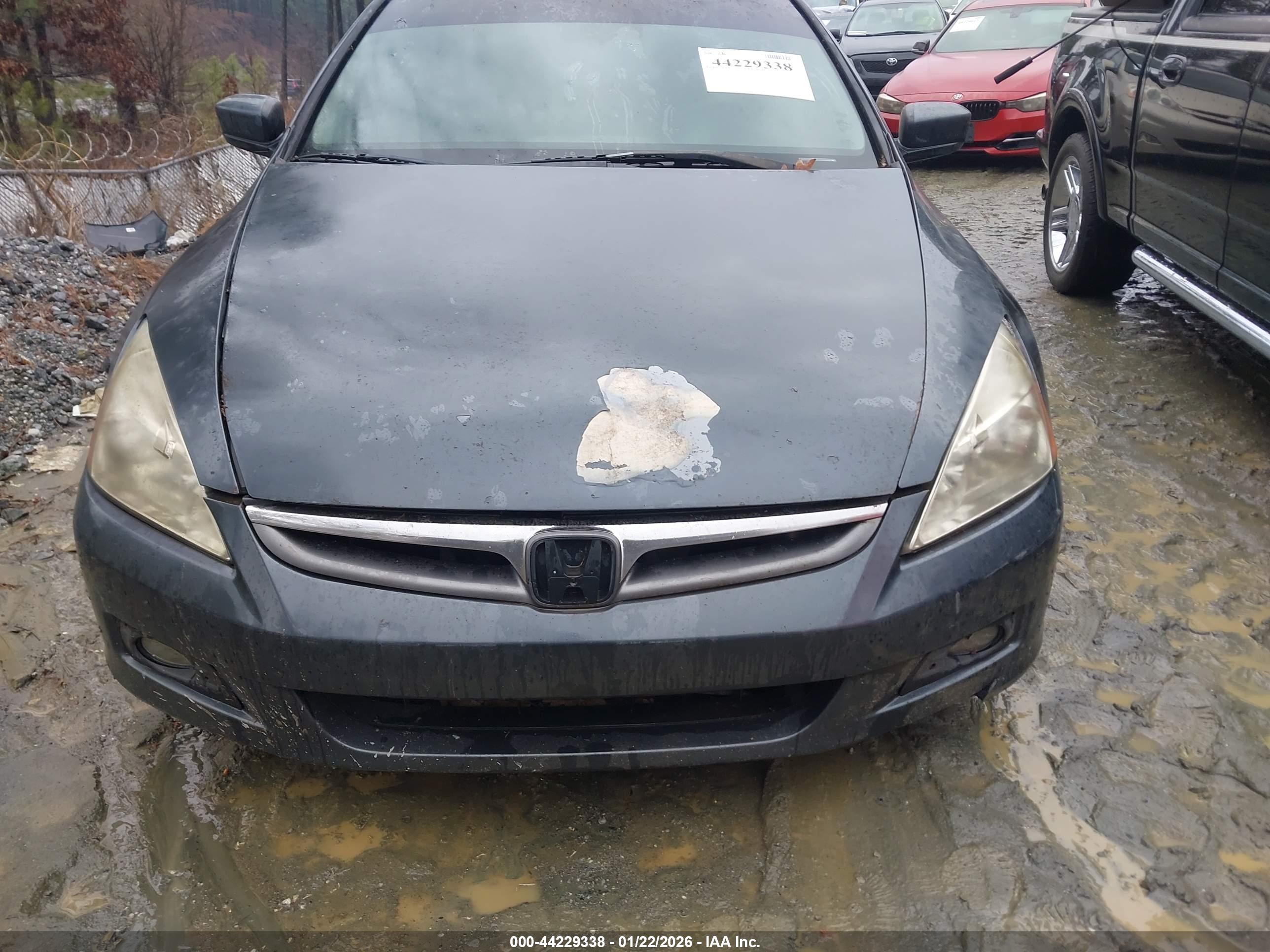 HONDA ACCORD image 6