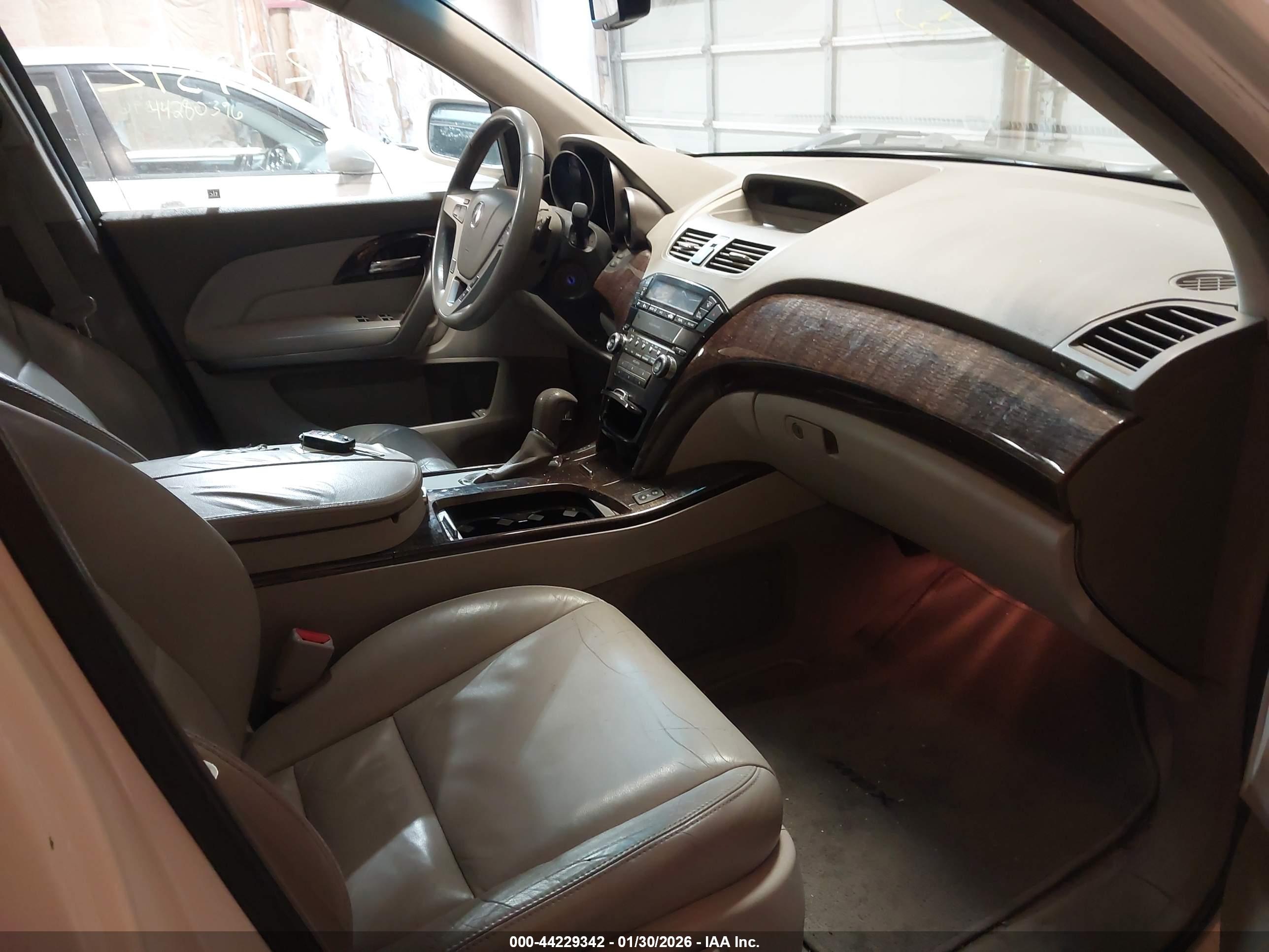 ACURA MDX image 5