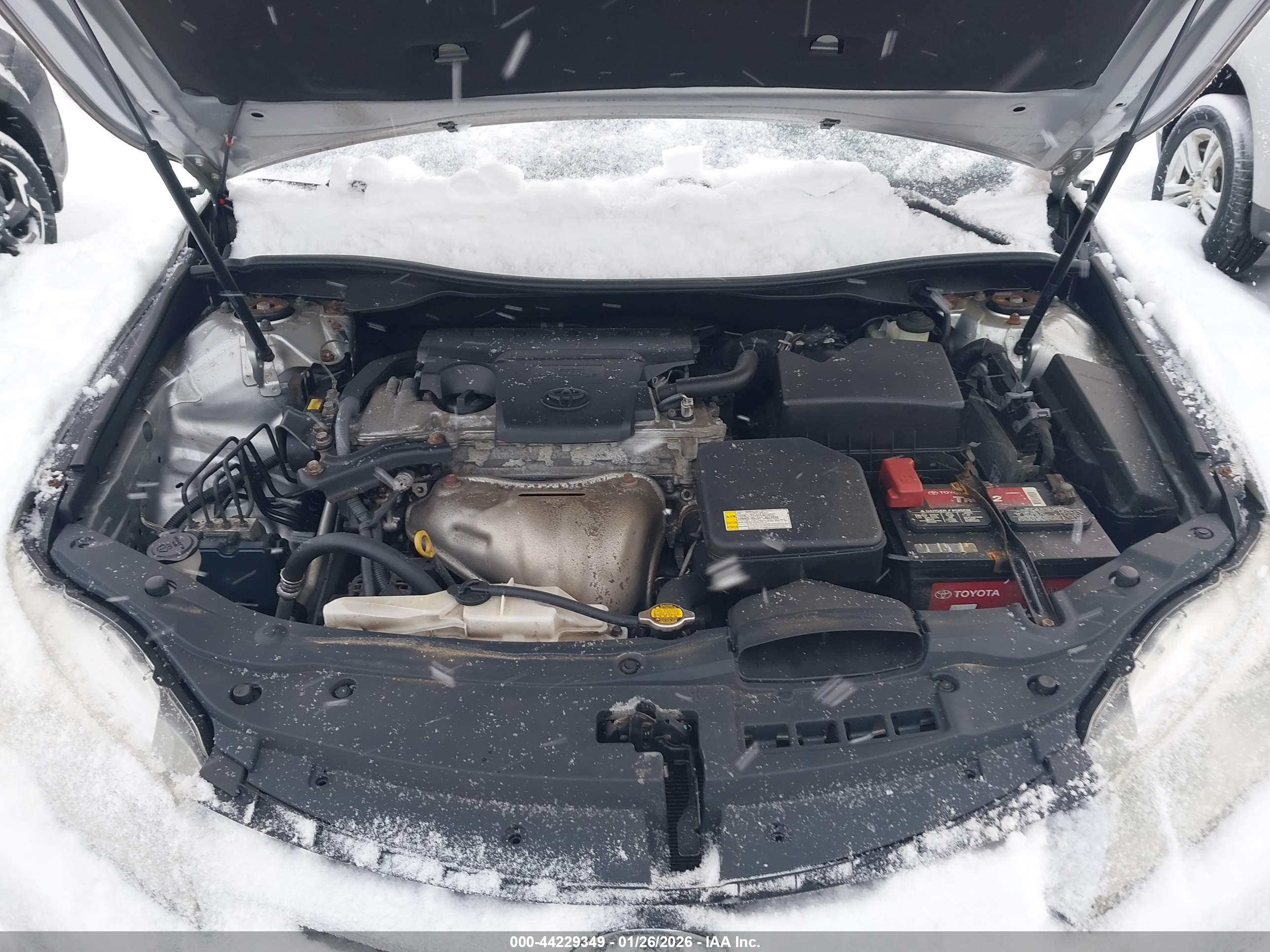TOYOTA CAMRY image 10