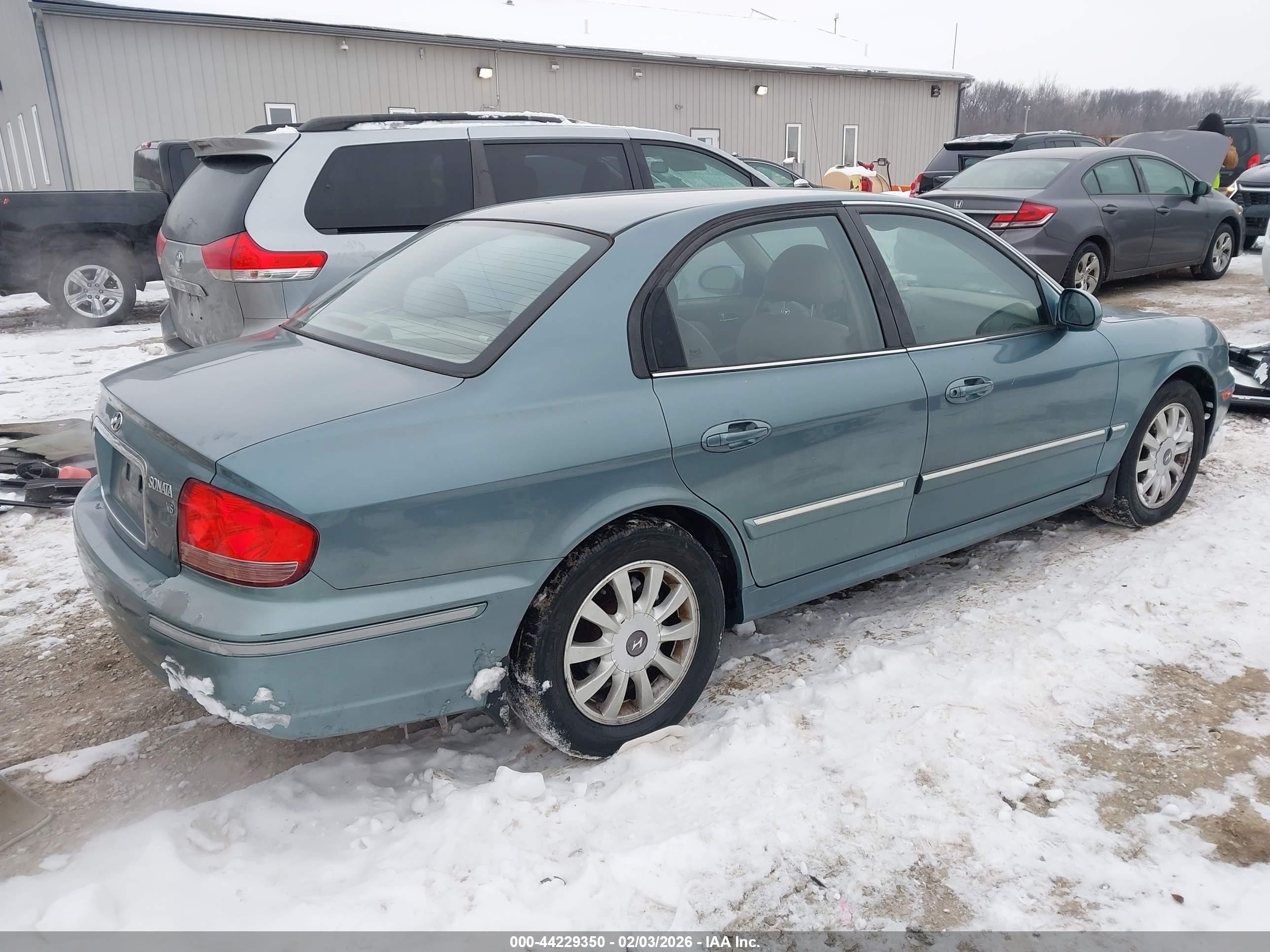HYUNDAI SONATA image 4