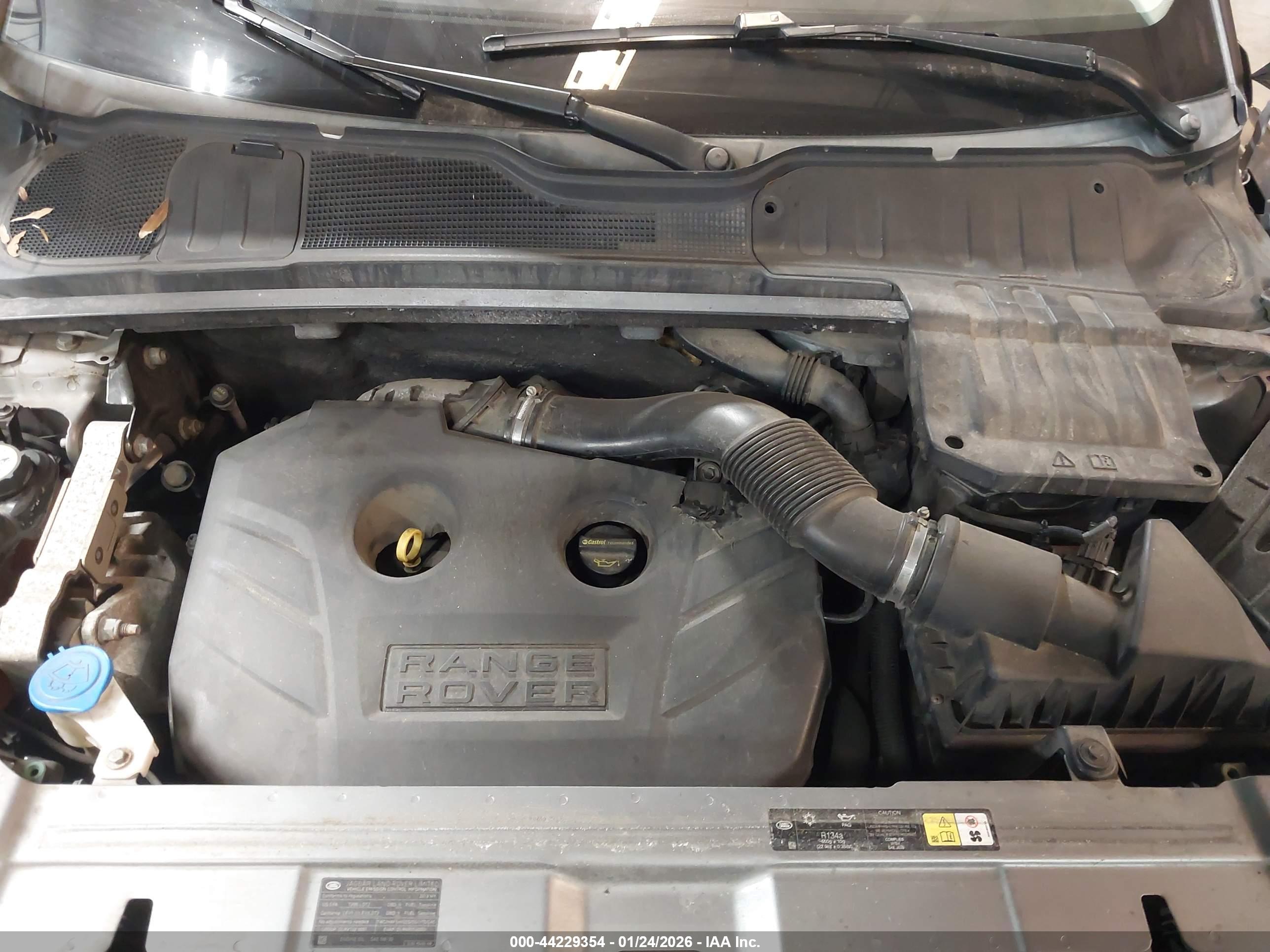 LAND ROVER image 10