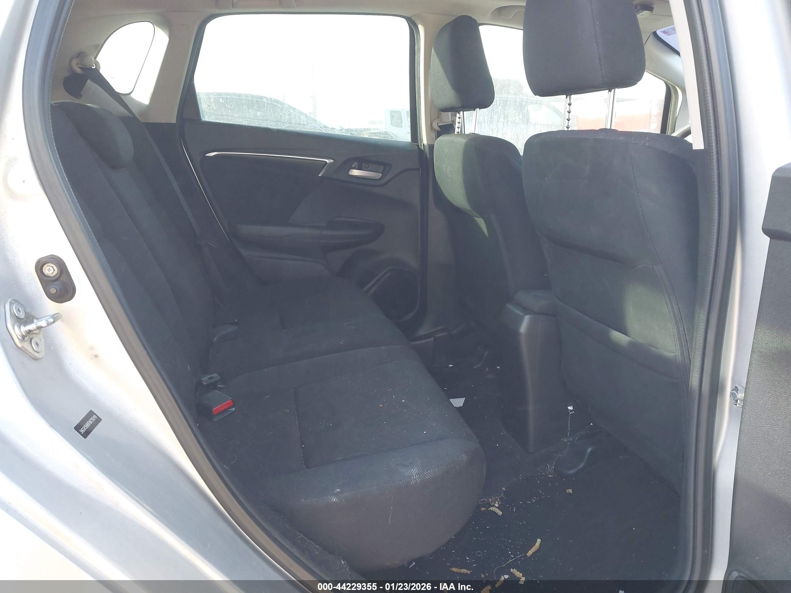 HONDA FIT image 8