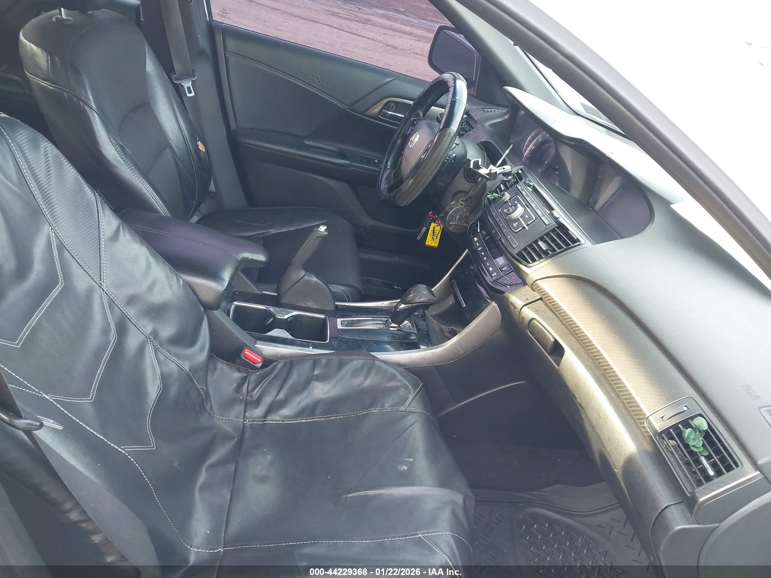 HONDA ACCORD image 5