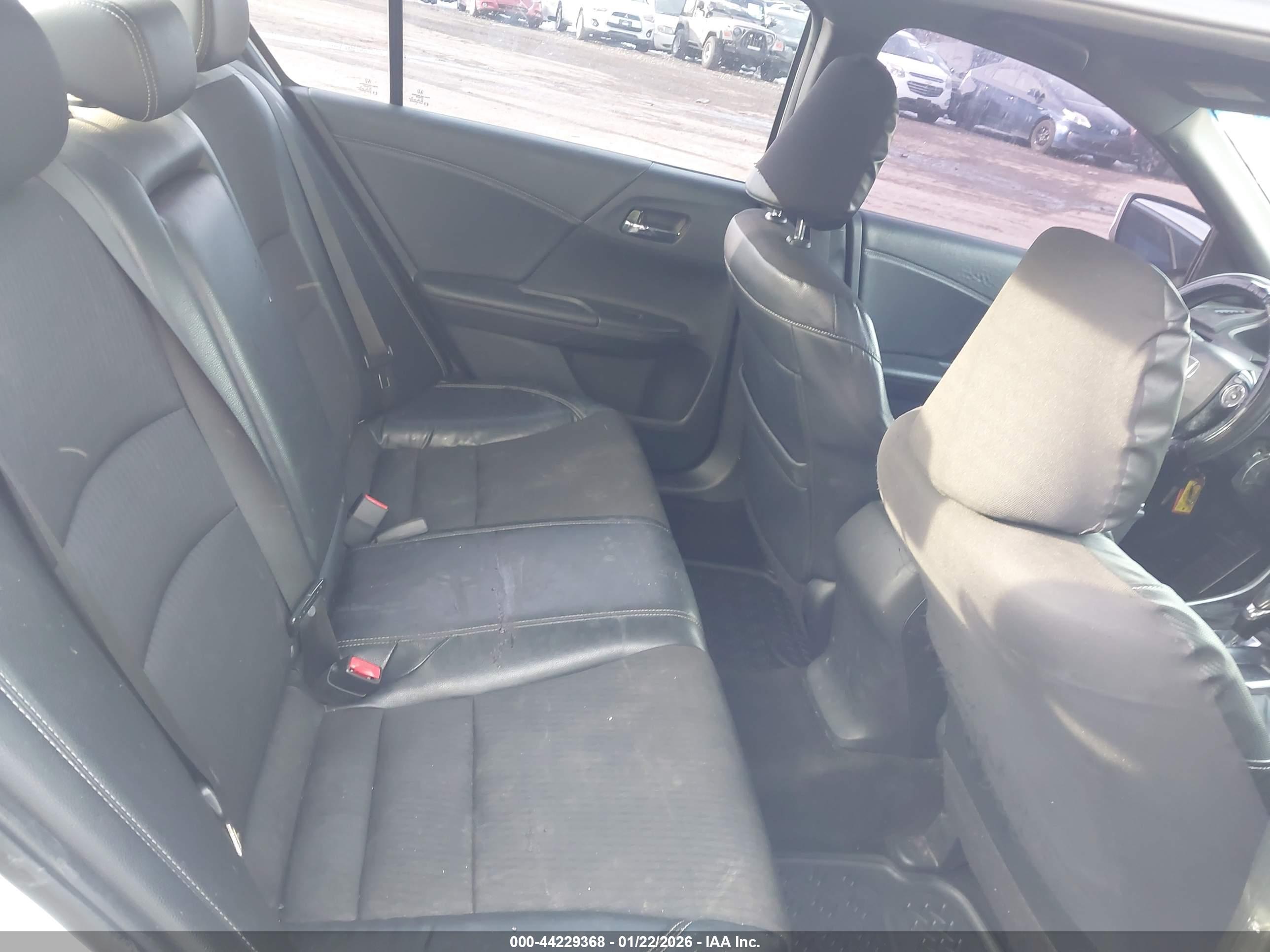HONDA ACCORD image 8