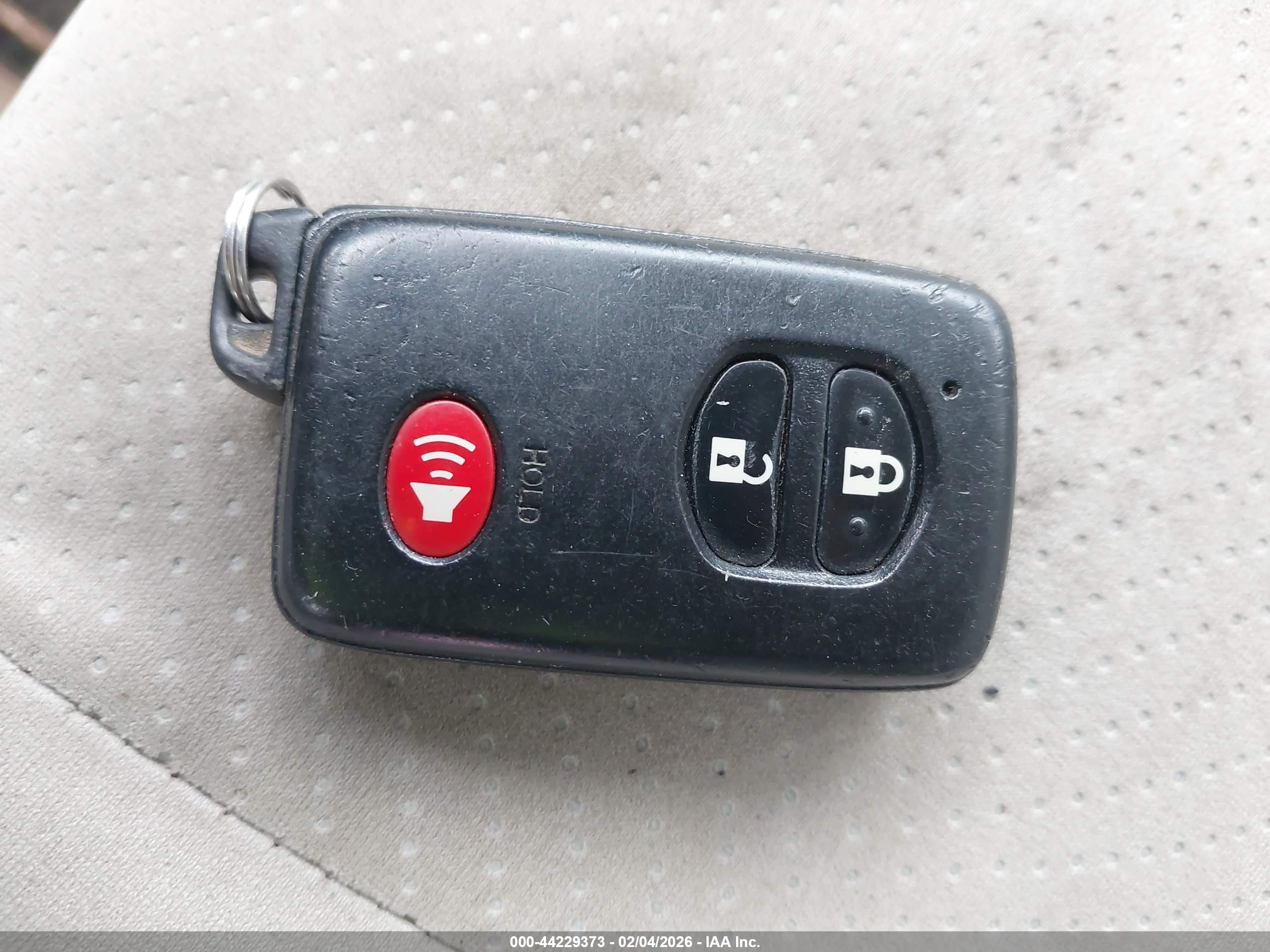 TOYOTA PRIUS image 11
